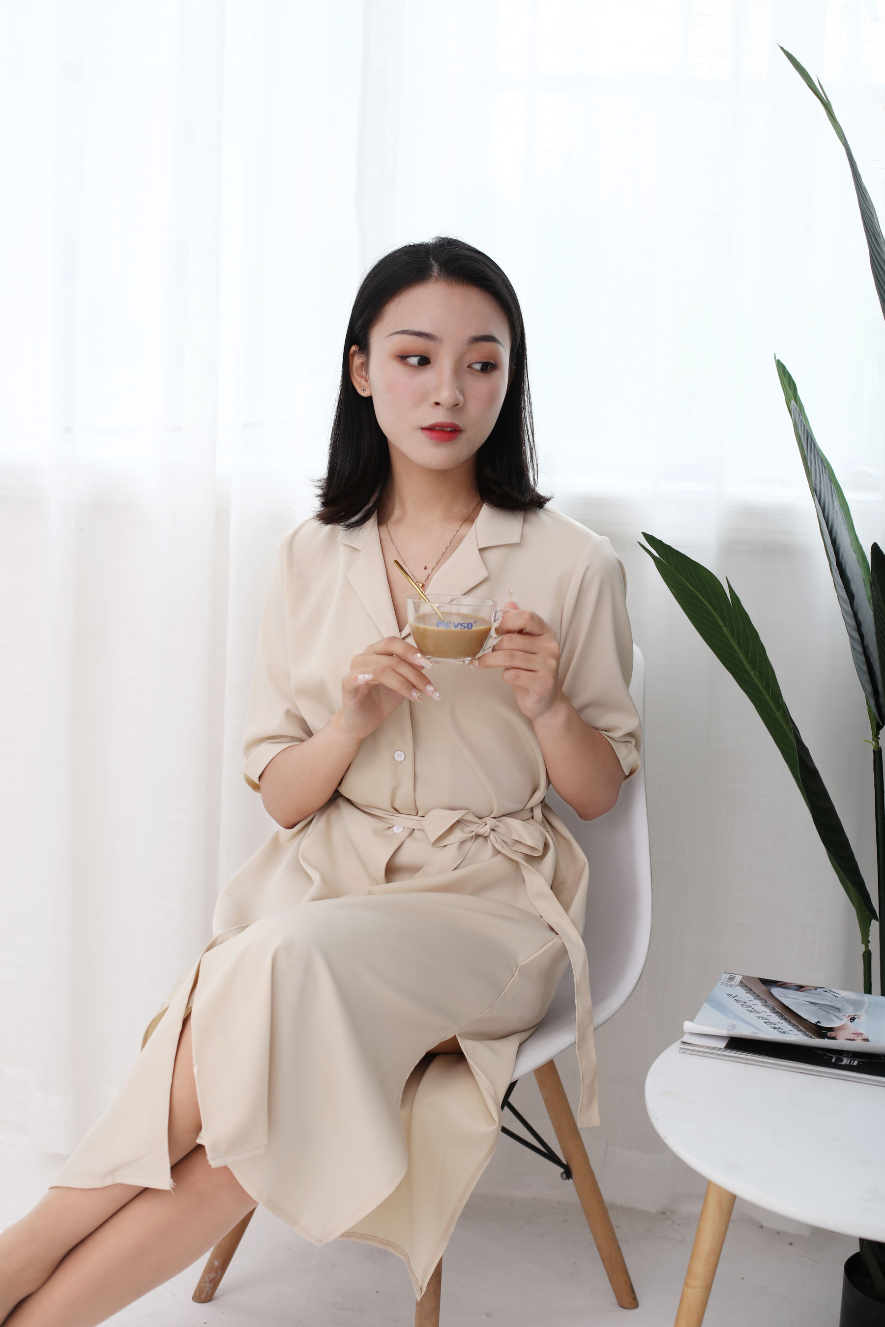 [奈丝] NO.136 秀秀 温柔奶茶色系