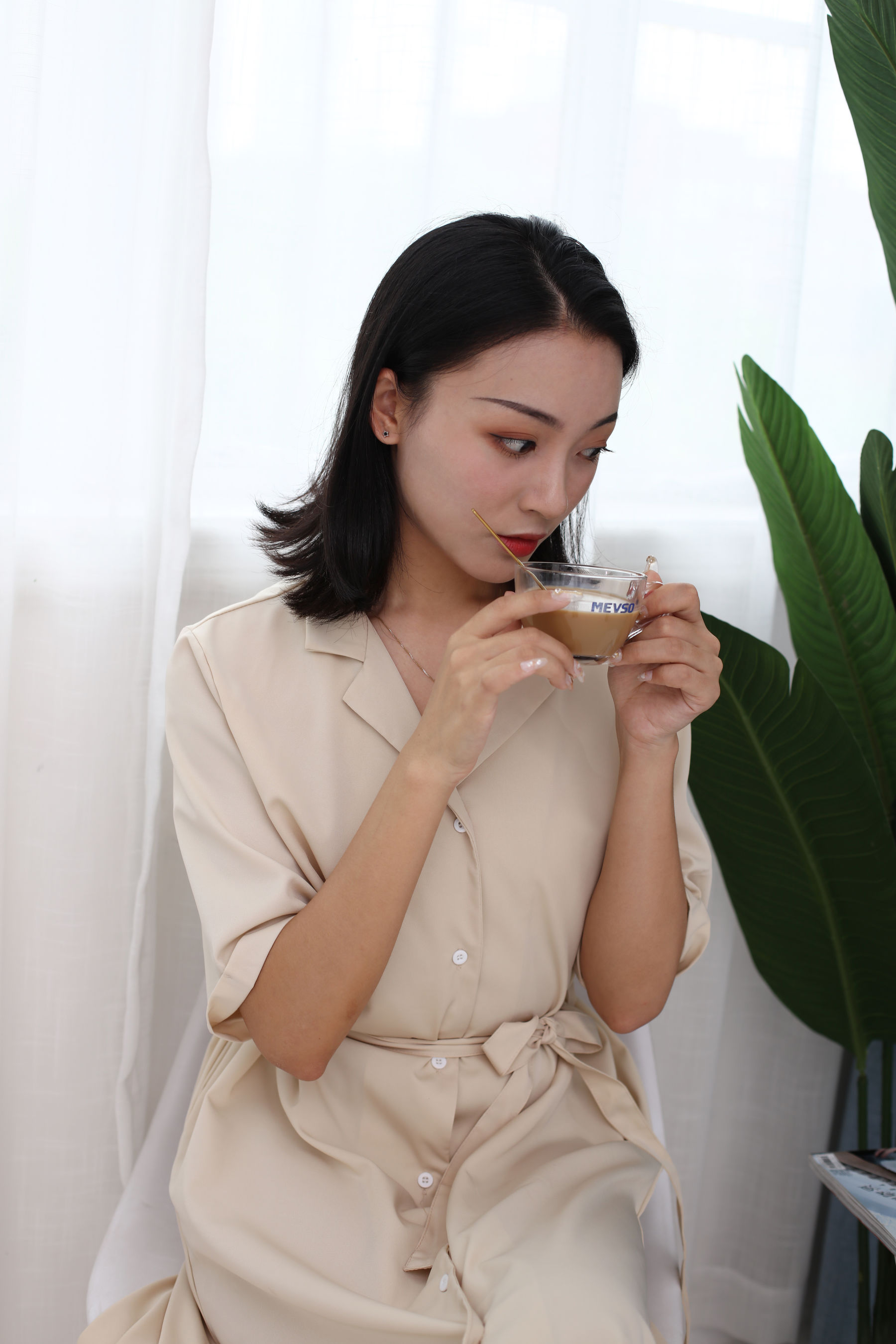 [奈丝] NO.136 秀秀 温柔奶茶色系