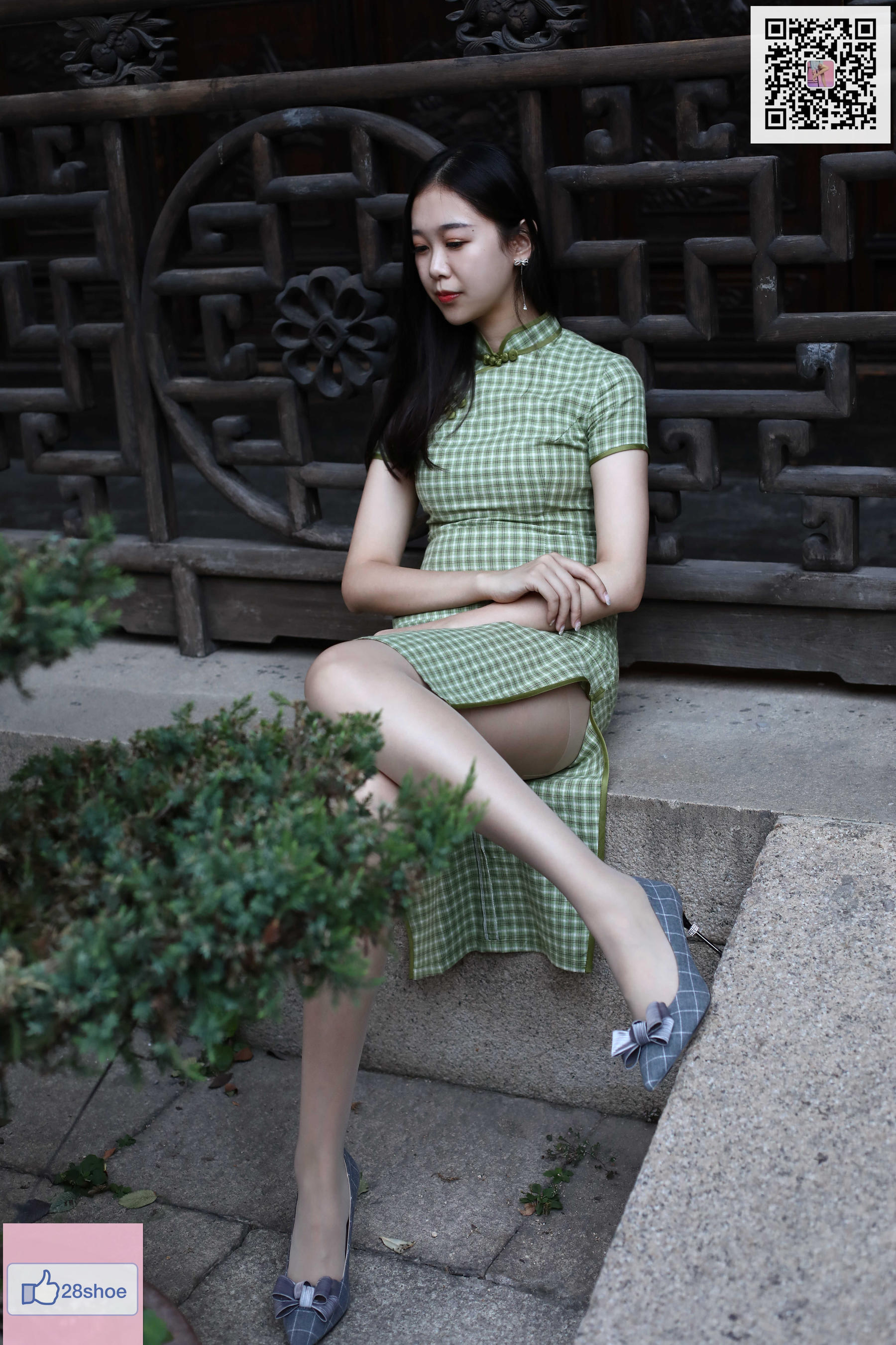 [奈丝] NO.151 乐乐 修长美腿配肉丝