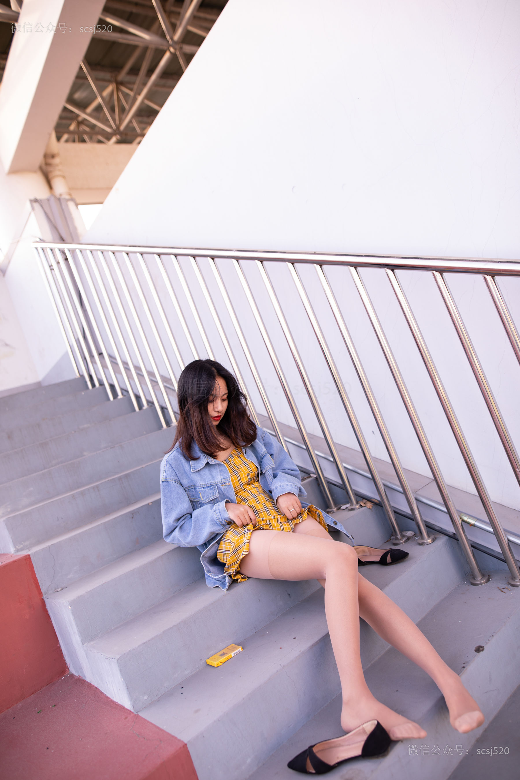 [山茶摄影LSS] NO.107  美不美，看大腿