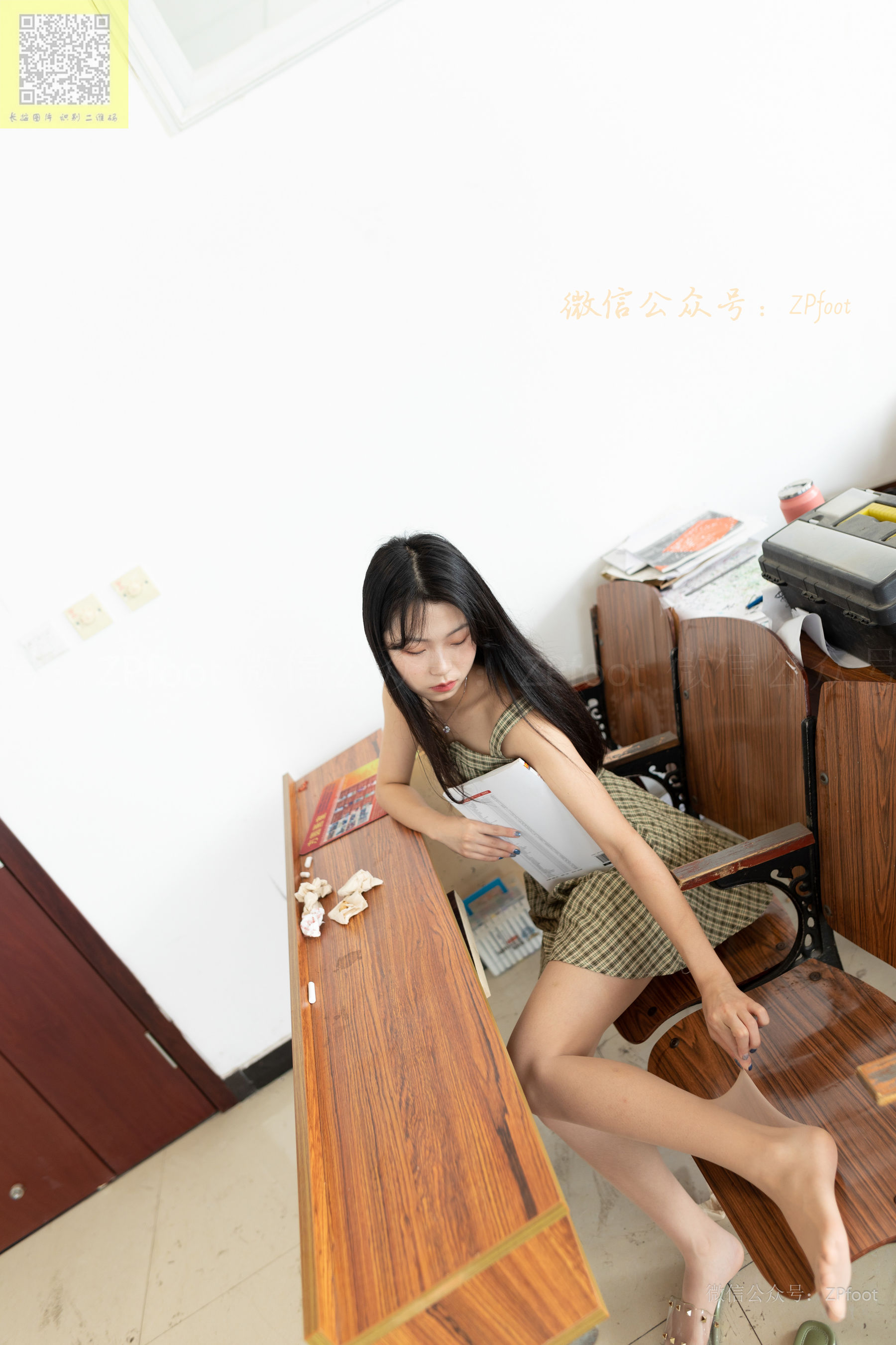 [山茶摄影LSS] NO.117  学妹爱穿丝袜上课