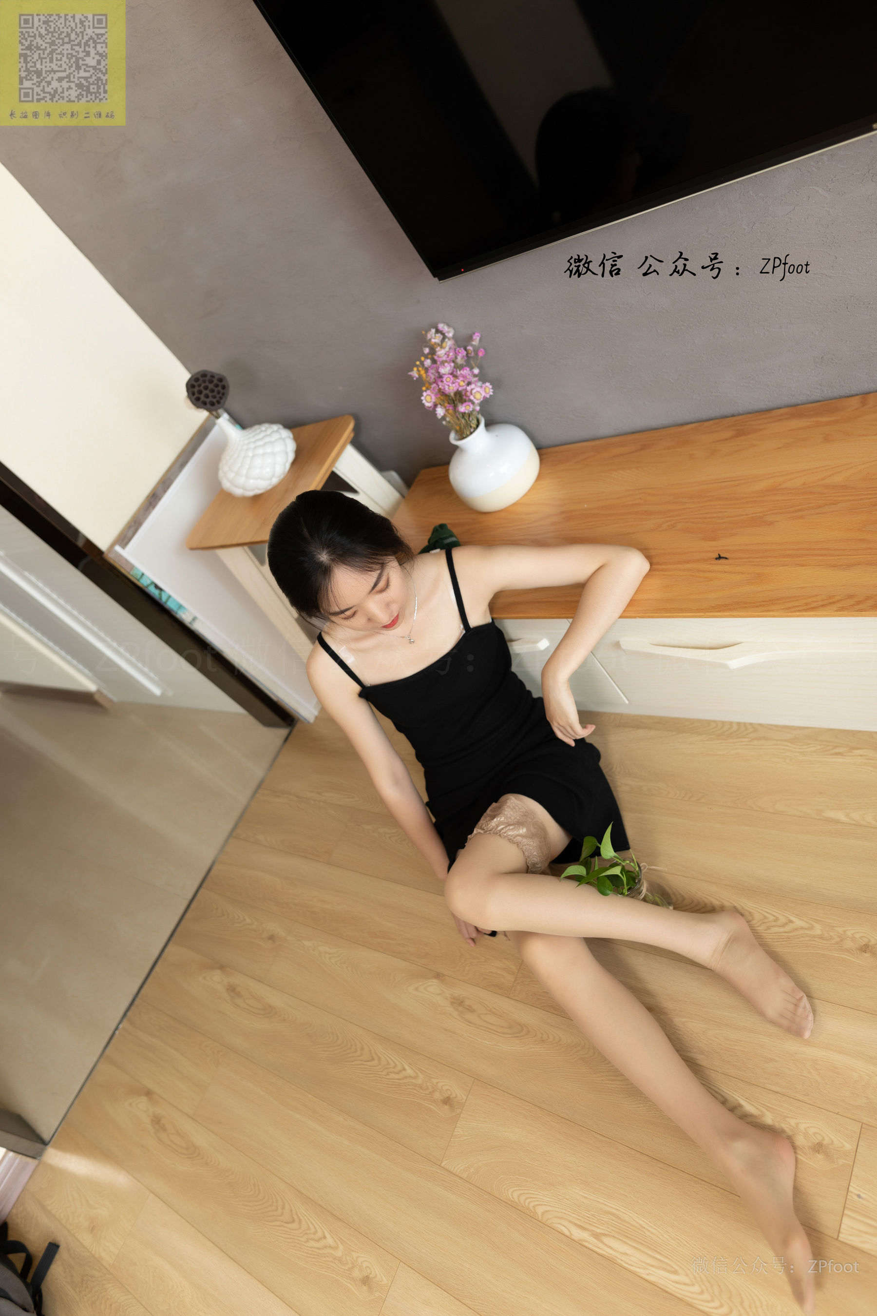 [山茶摄影LSS] NO.120  学妹性感筒袜