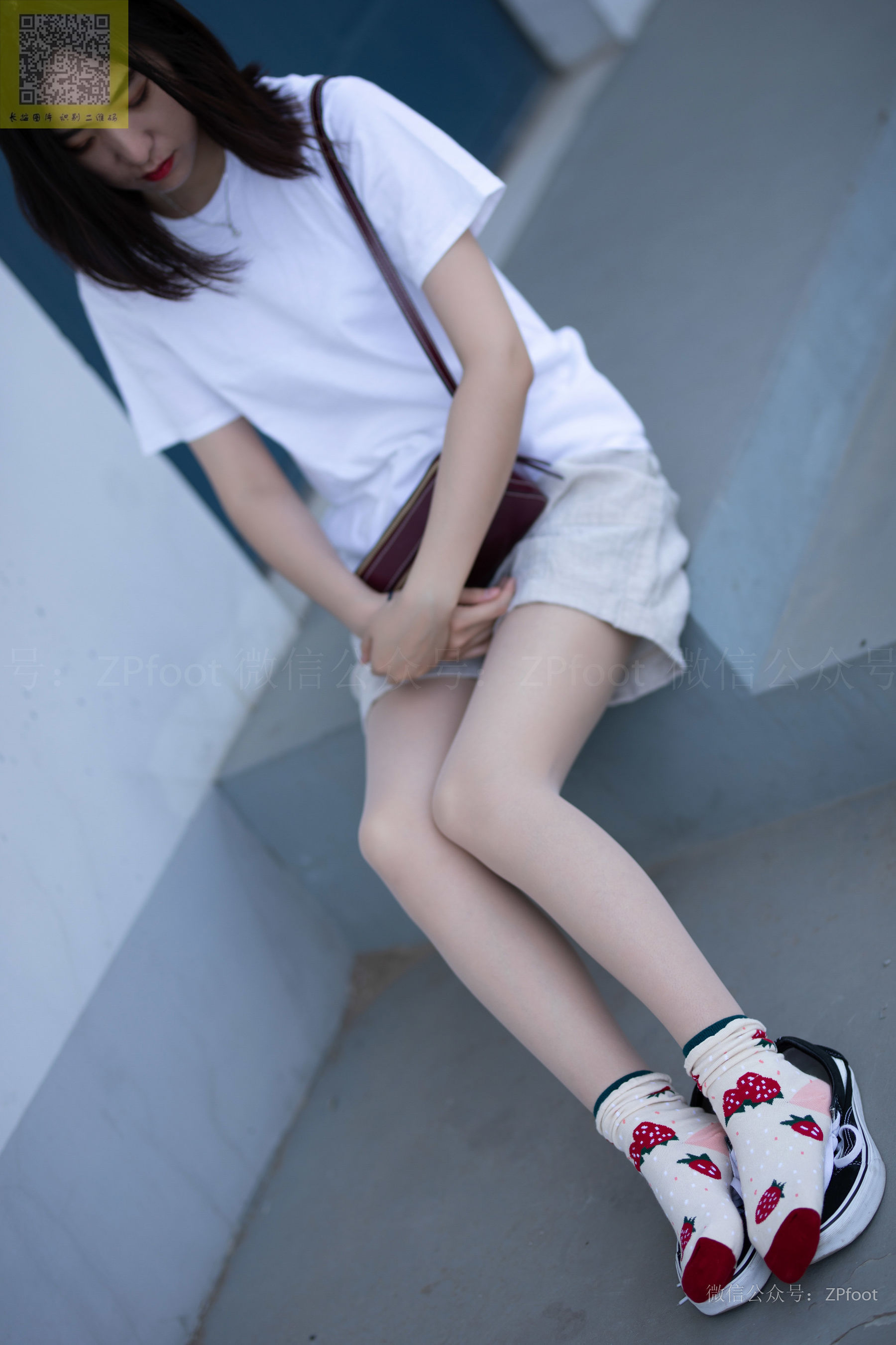[山茶摄影LSS] NO.141  学妹操场肉丝