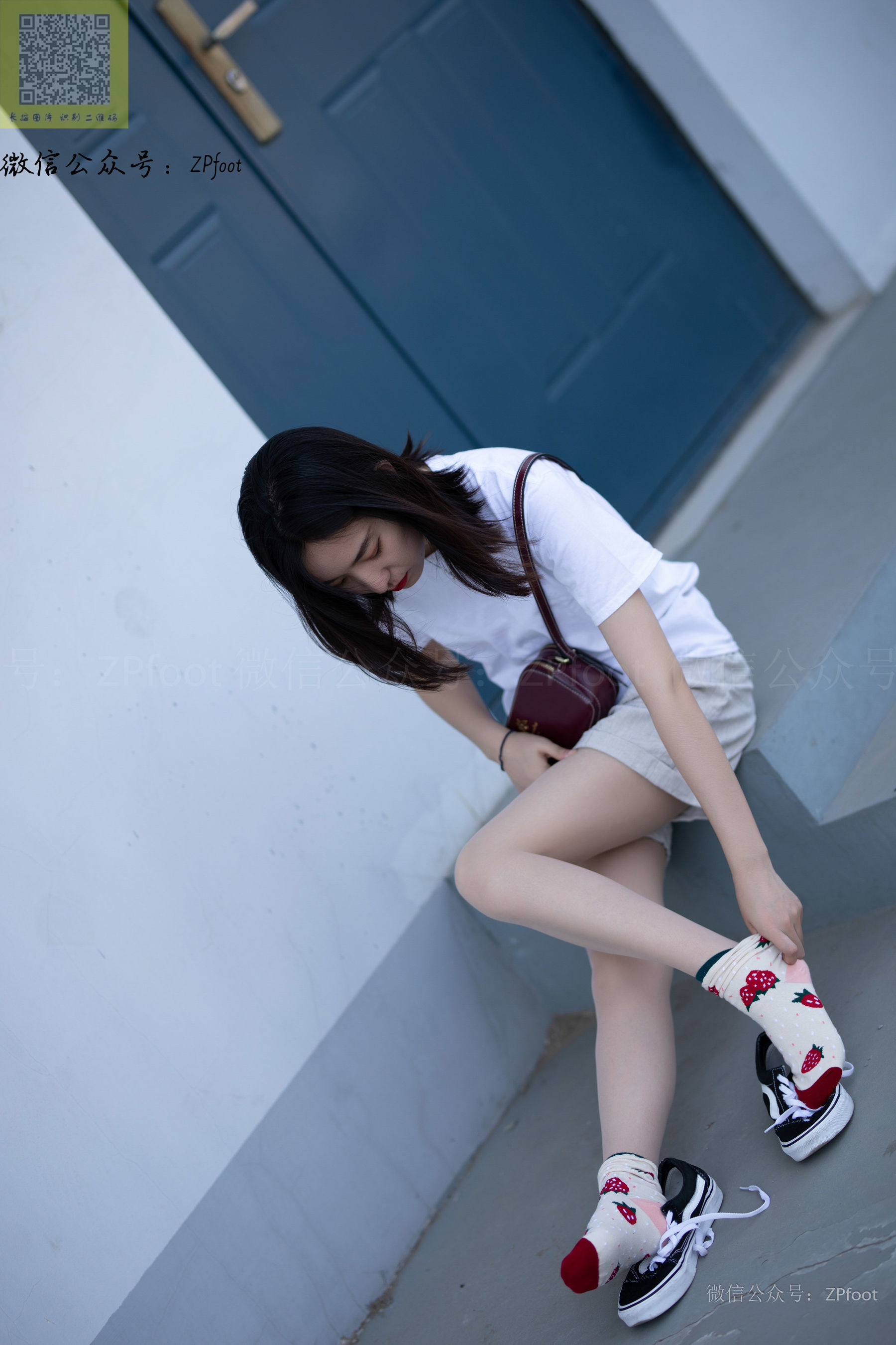 [山茶摄影LSS] NO.141  学妹操场肉丝