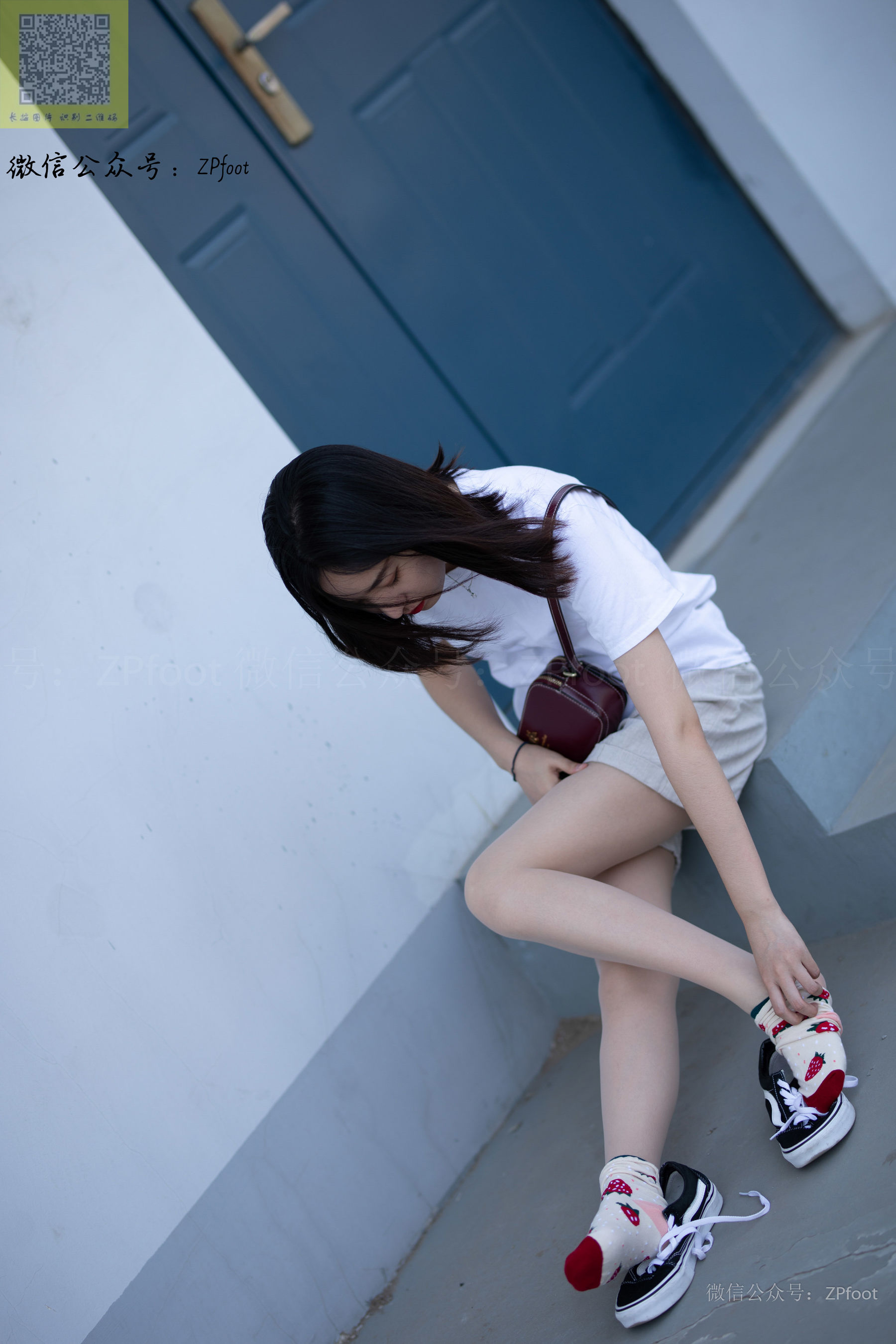 [山茶摄影LSS] NO.141  学妹操场肉丝