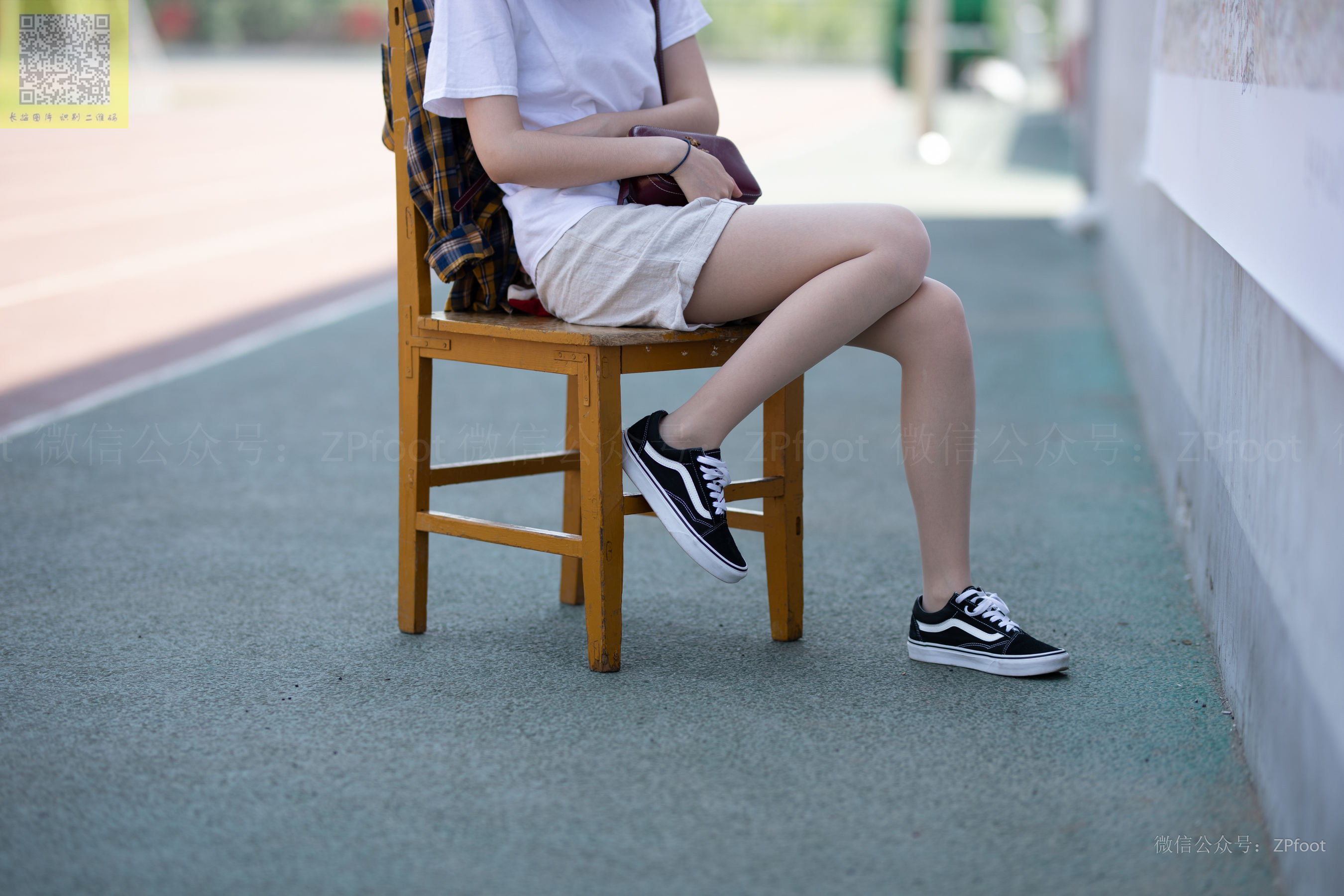 [山茶摄影LSS] NO.141  学妹操场肉丝