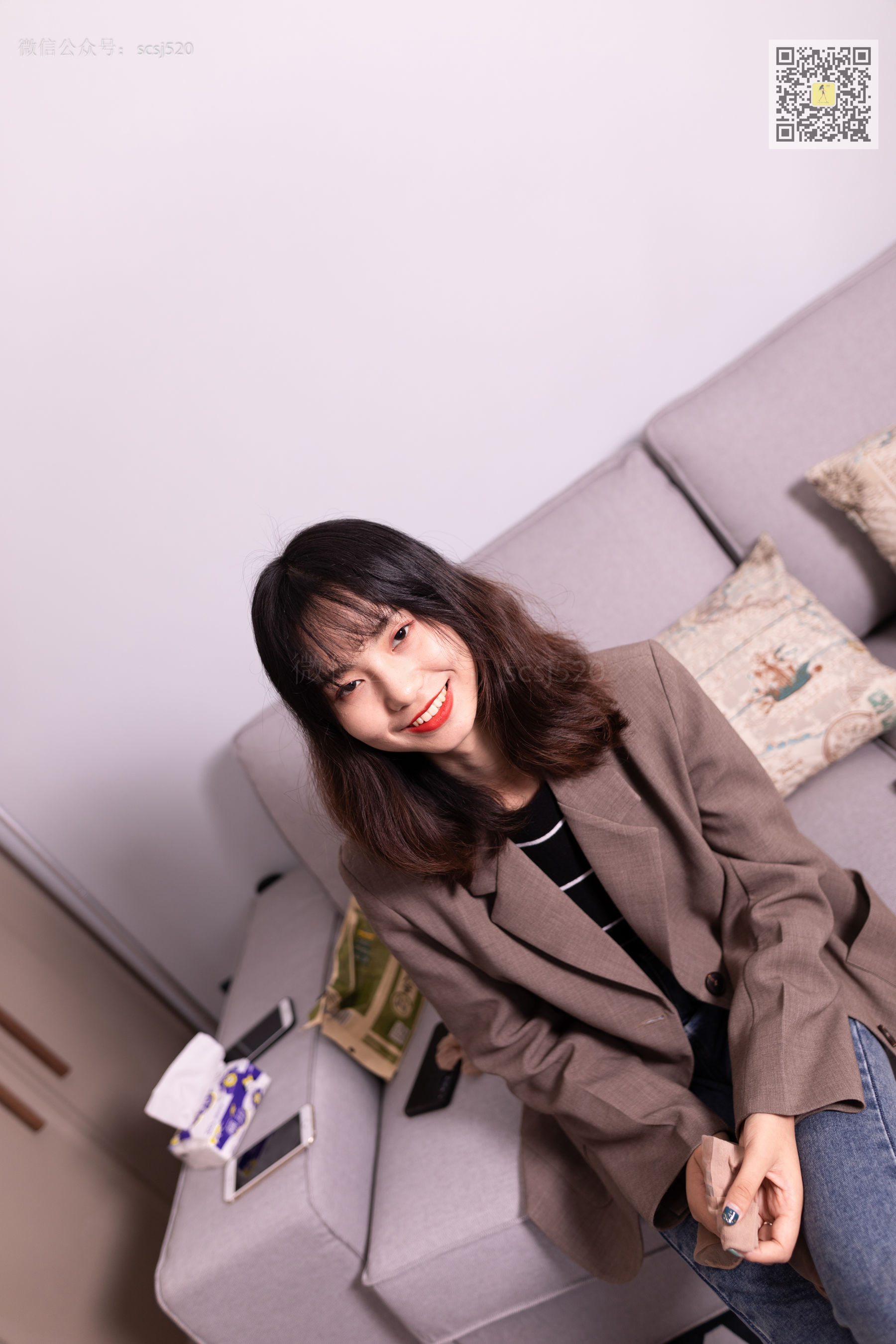 [山茶摄影LSS] NO.278 婷婷 丝袜棉袜哪个是你最爱