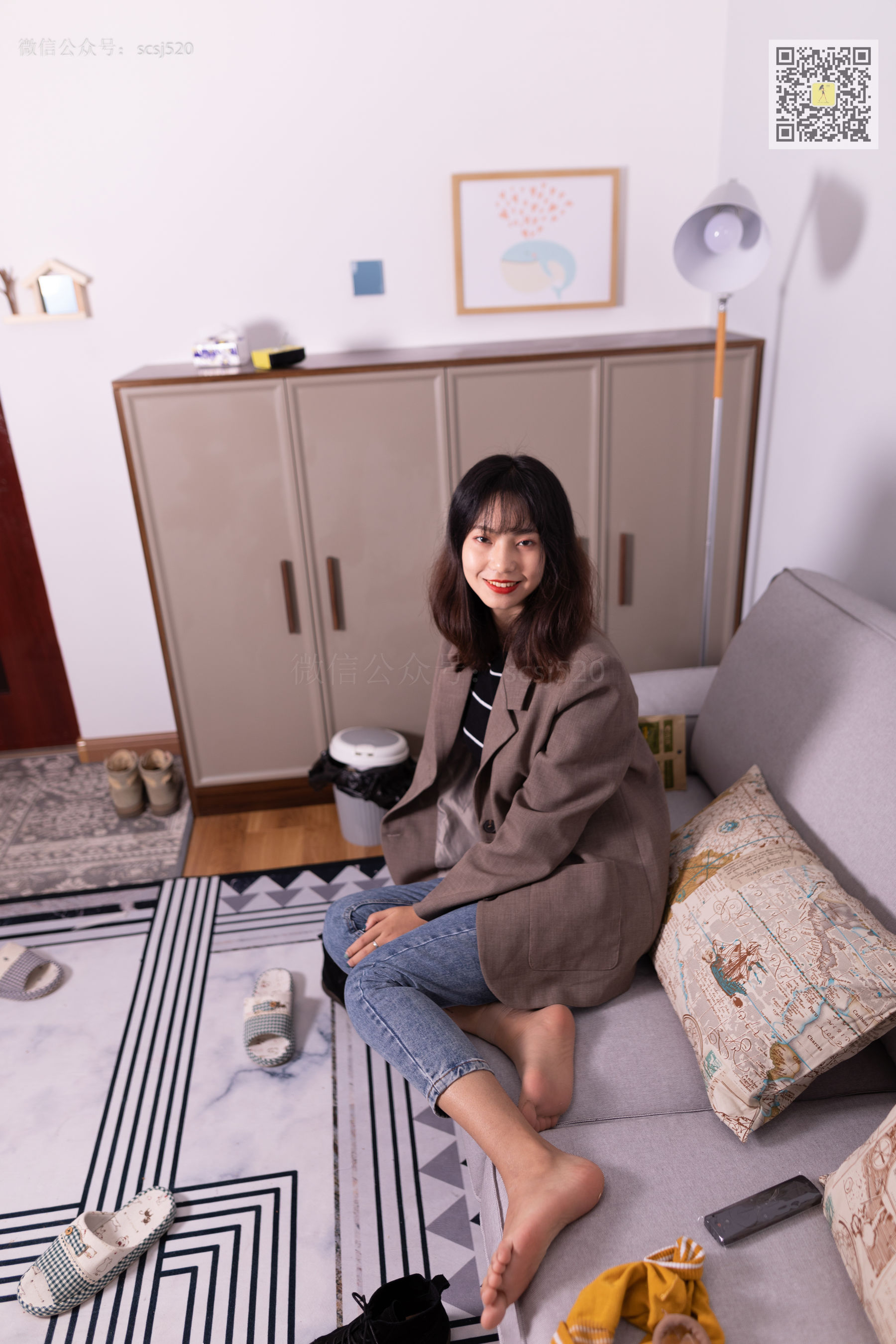 [山茶摄影LSS] NO.278 婷婷 丝袜棉袜哪个是你最爱