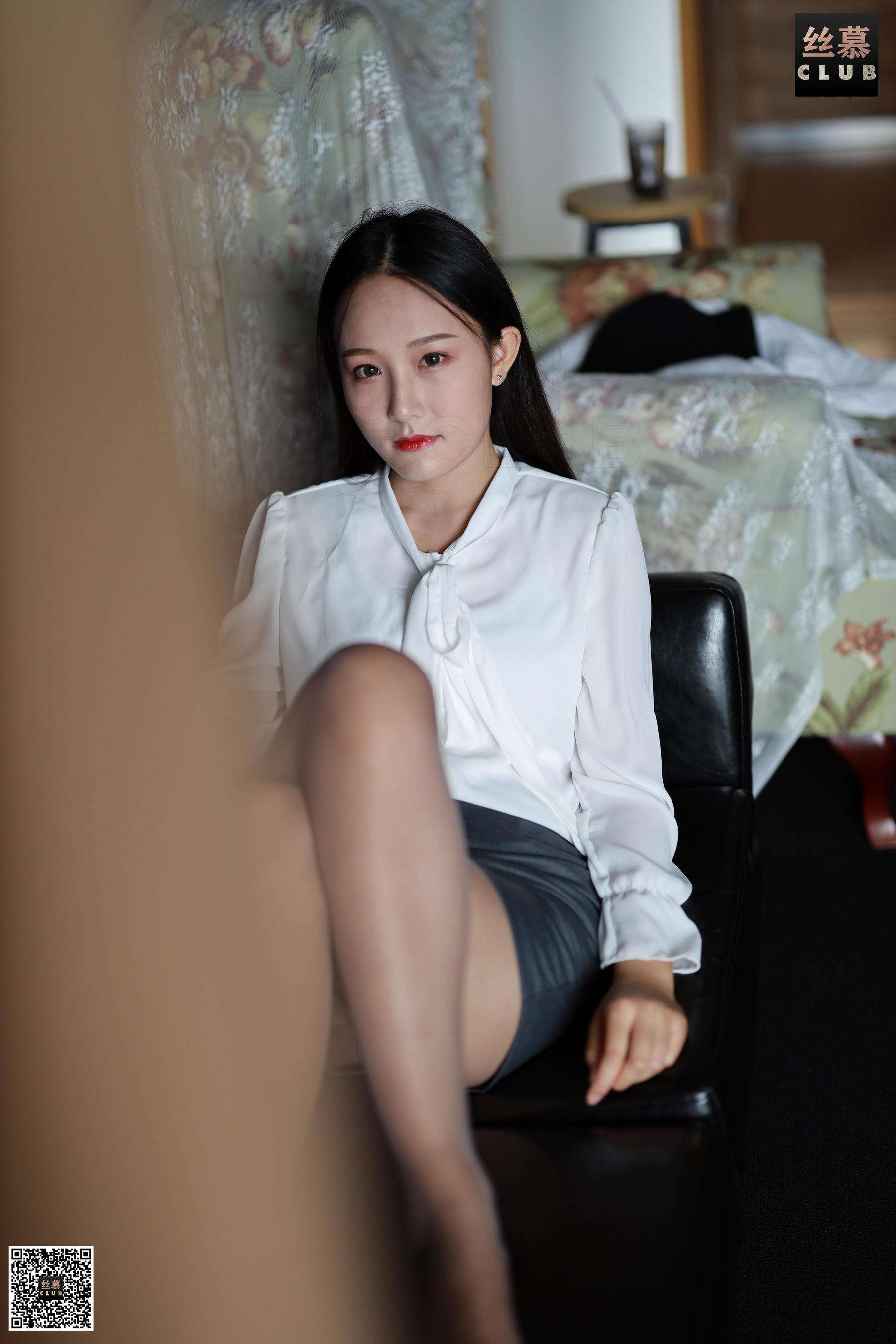 [丝慕] SM087 张小姐 天天一元《张小姐的灰sw》