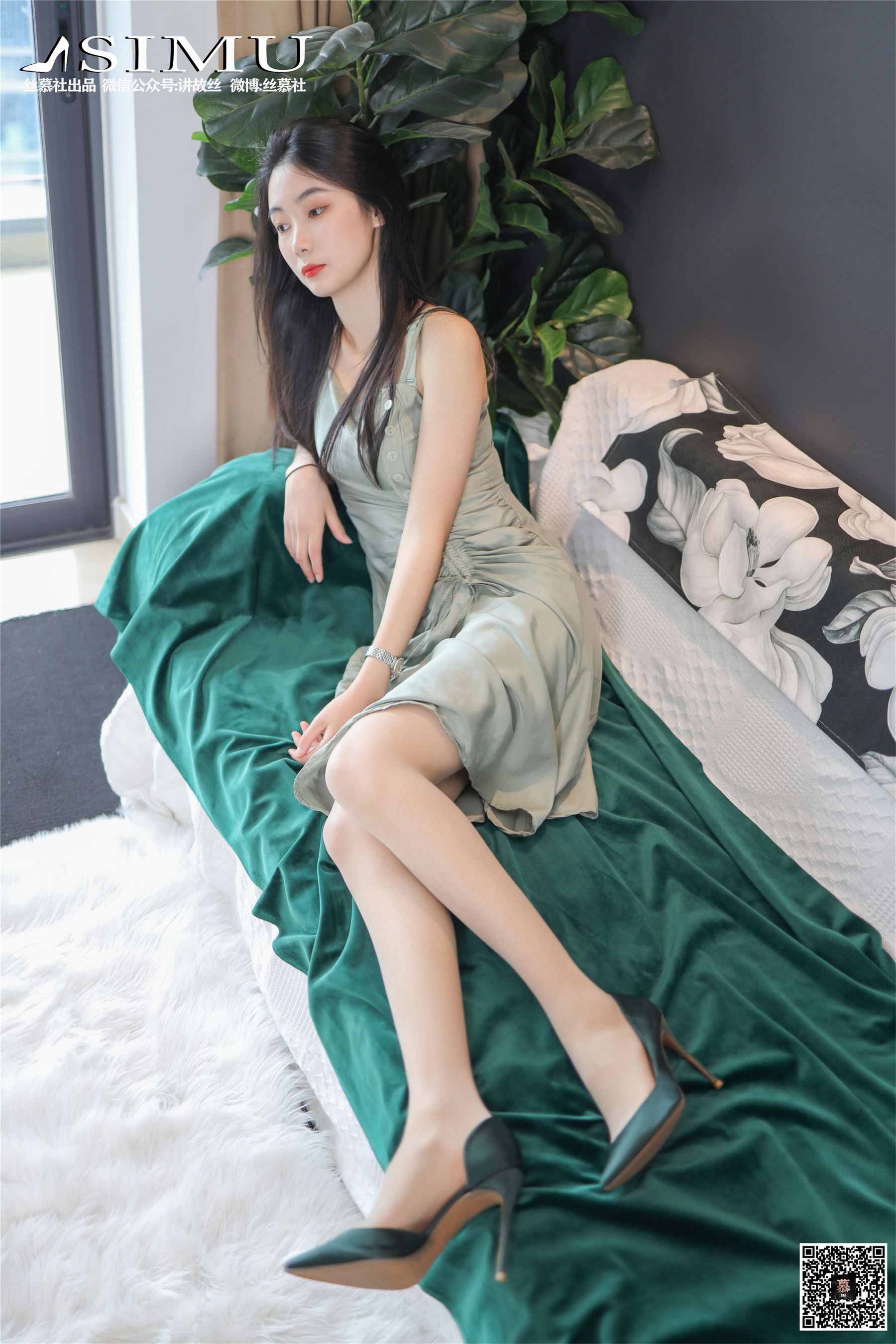 [丝慕] SM230 天天一元 可儿《OL装还是吊带裙》