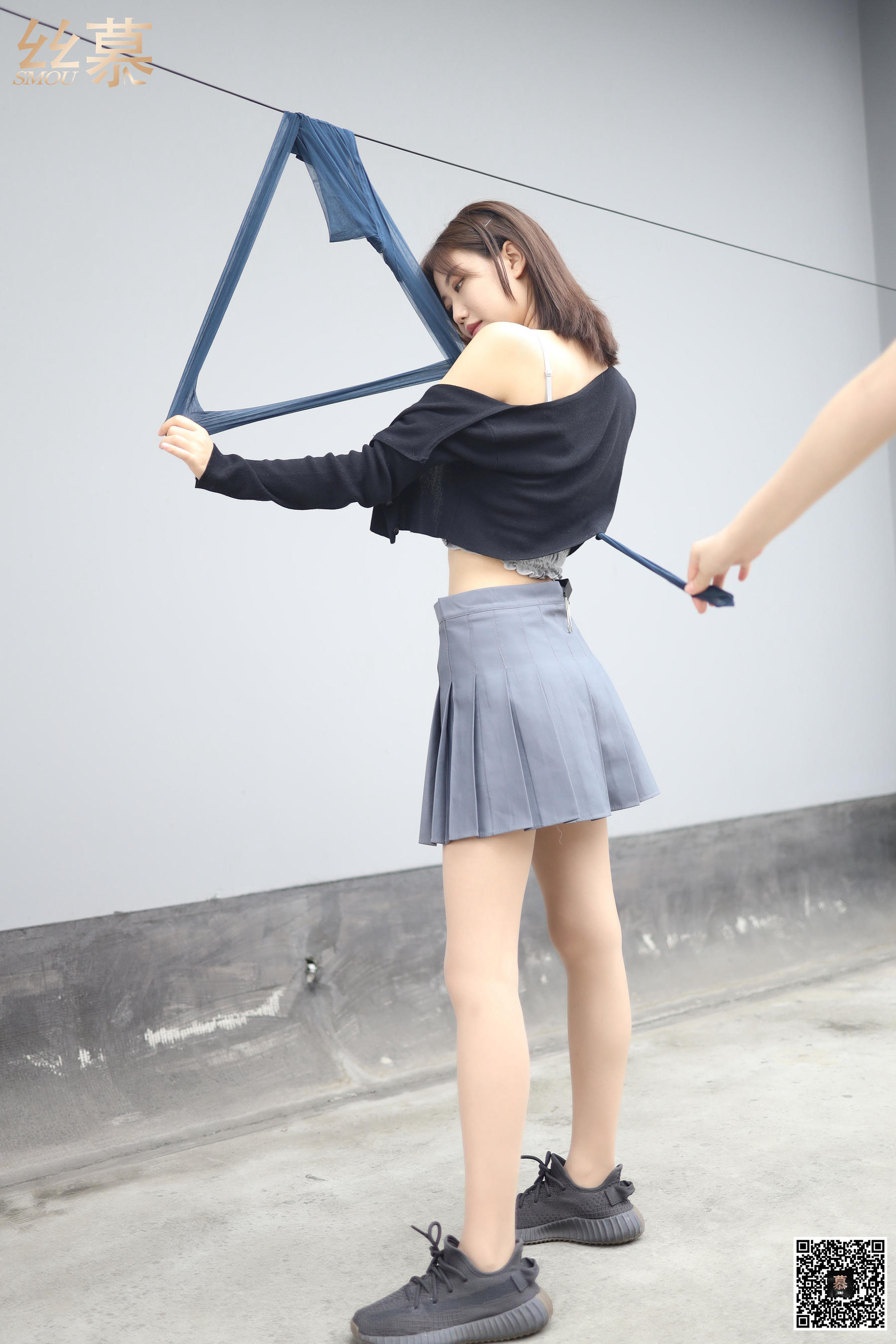 [丝慕] SM288 天天一元 米朵《天台玩丝两姐妹》