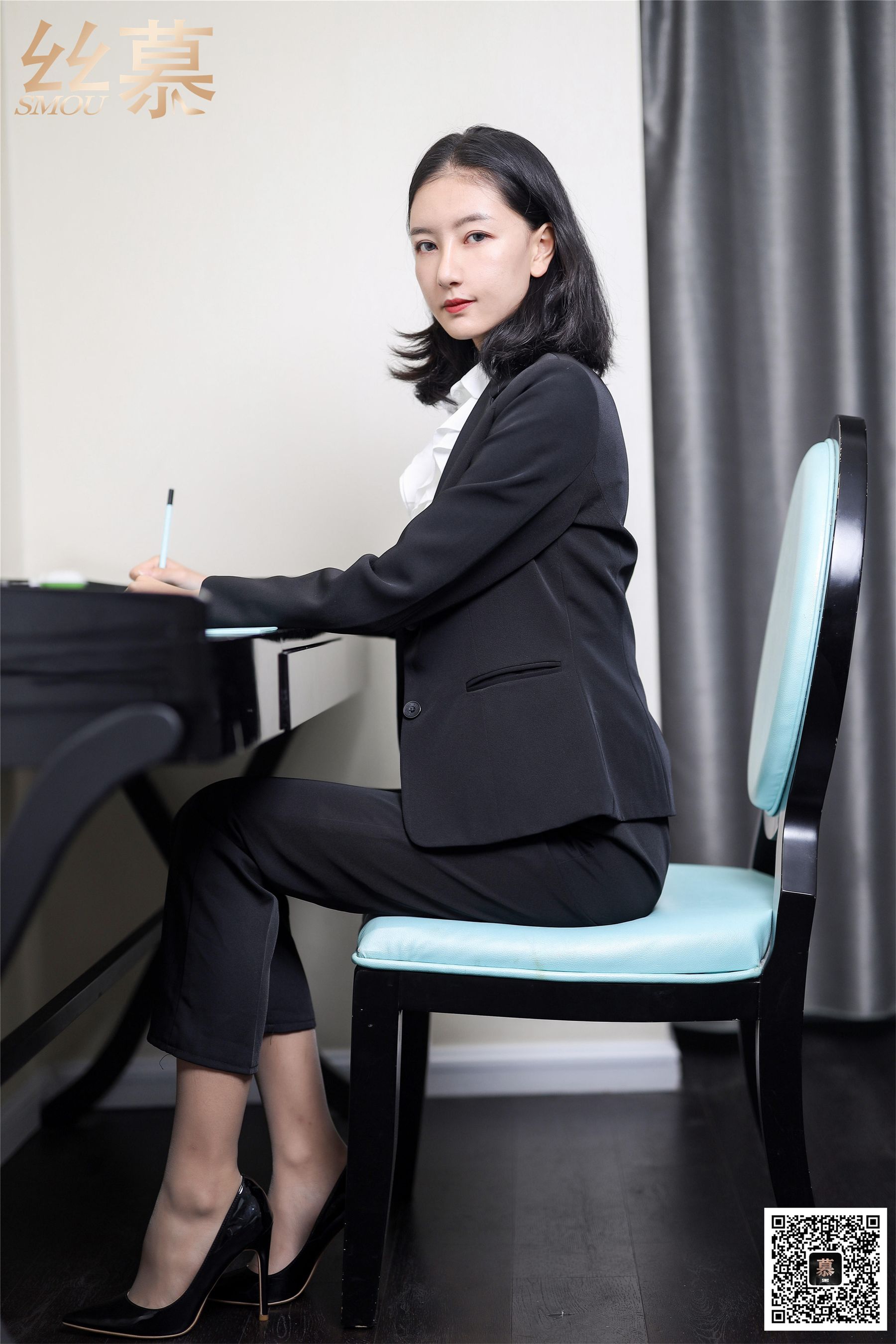 [丝慕] SM327 天天一元 茗茗《出差女总裁》