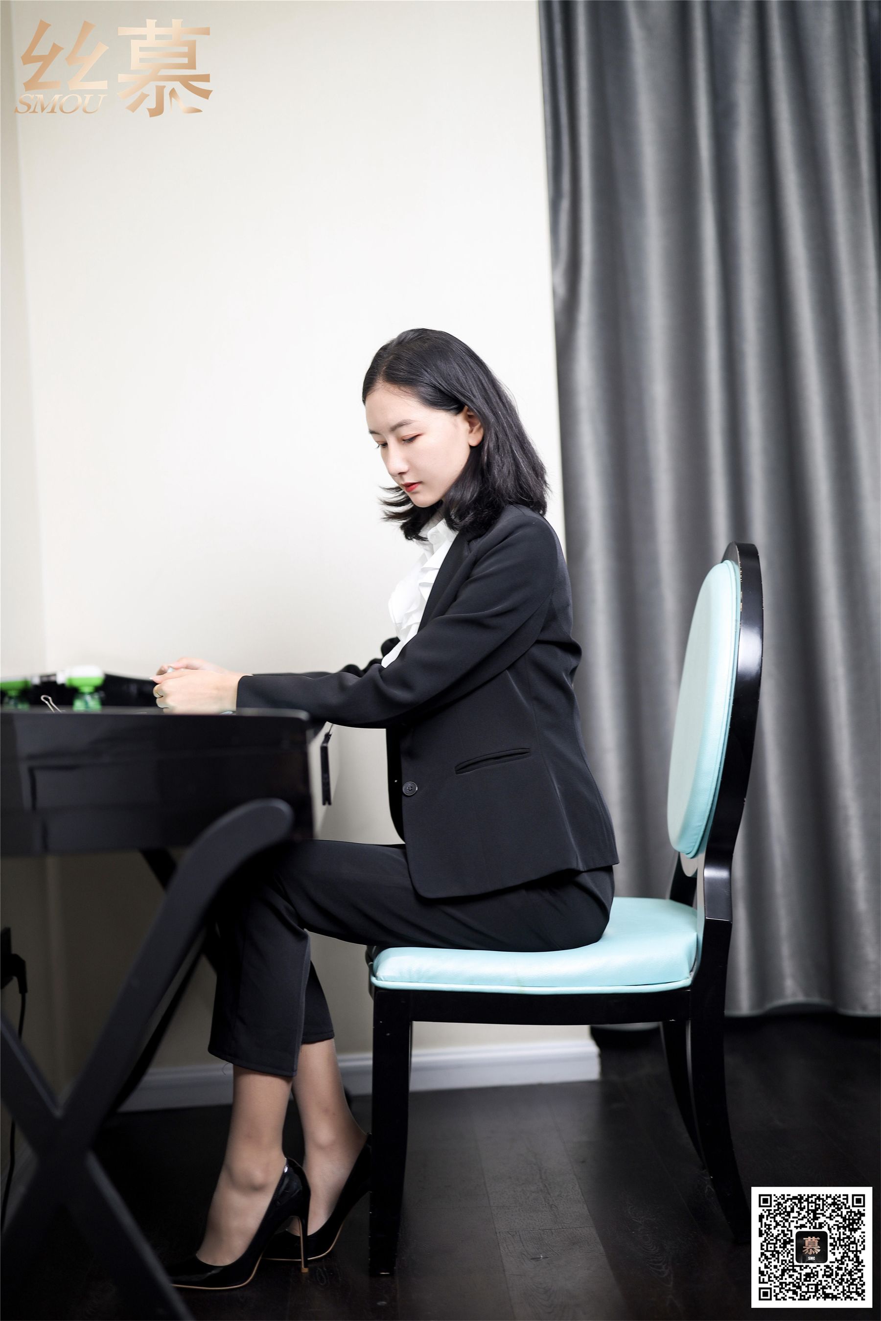 [丝慕] SM327 天天一元 茗茗《出差女总裁》