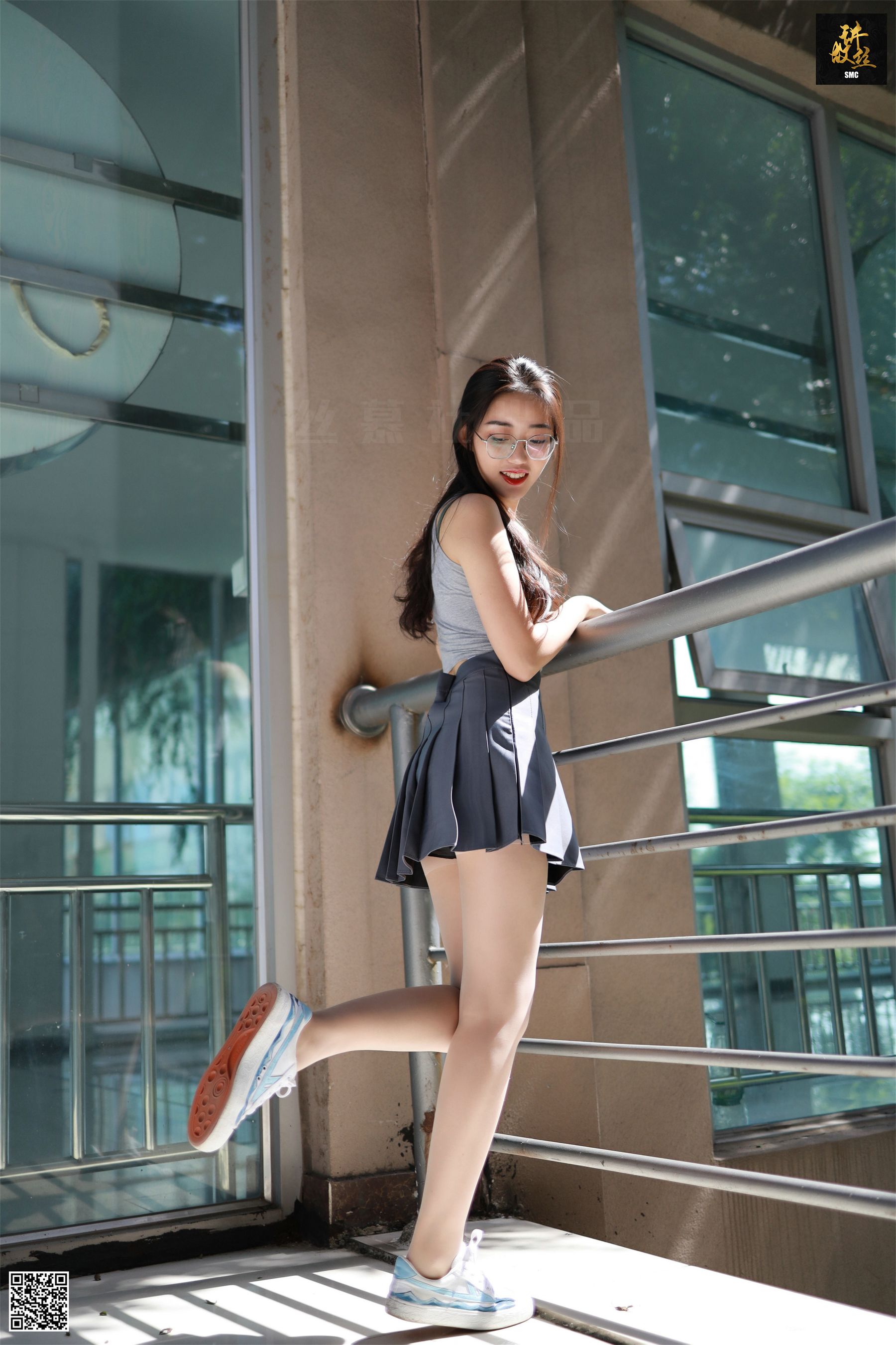 [丝慕] 特写集TX003 双双 《校园小丝妹》