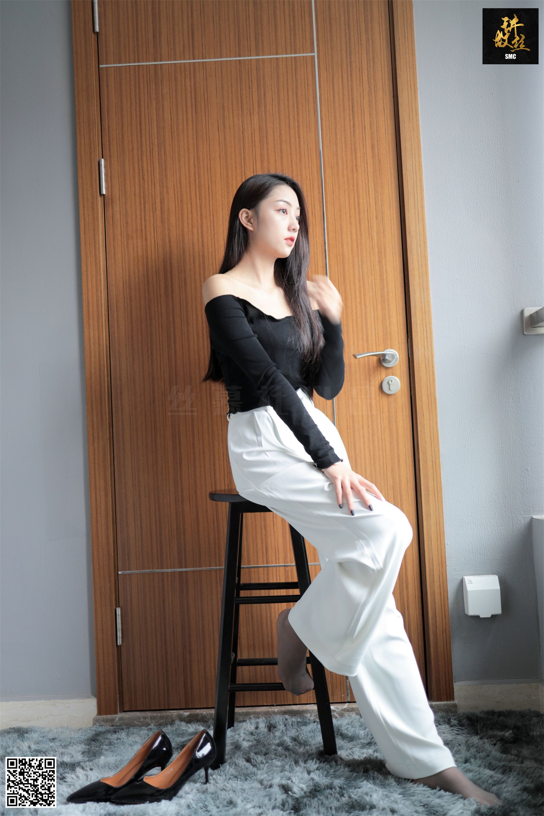 [丝慕] 特写集TX004 诗晴 《天鹅绒裤里丝》