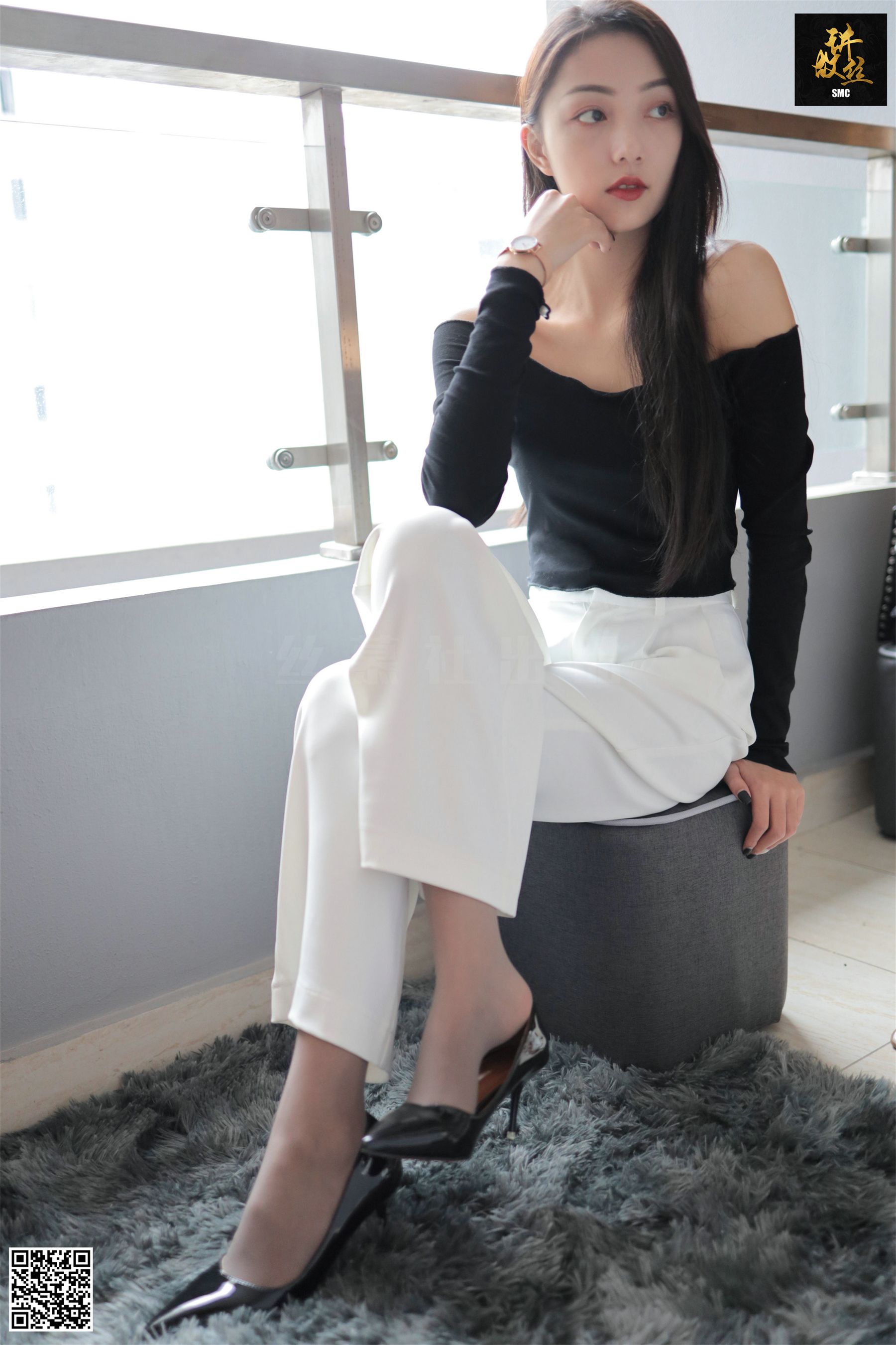 [丝慕] 特写集TX004 诗晴 《天鹅绒裤里丝》