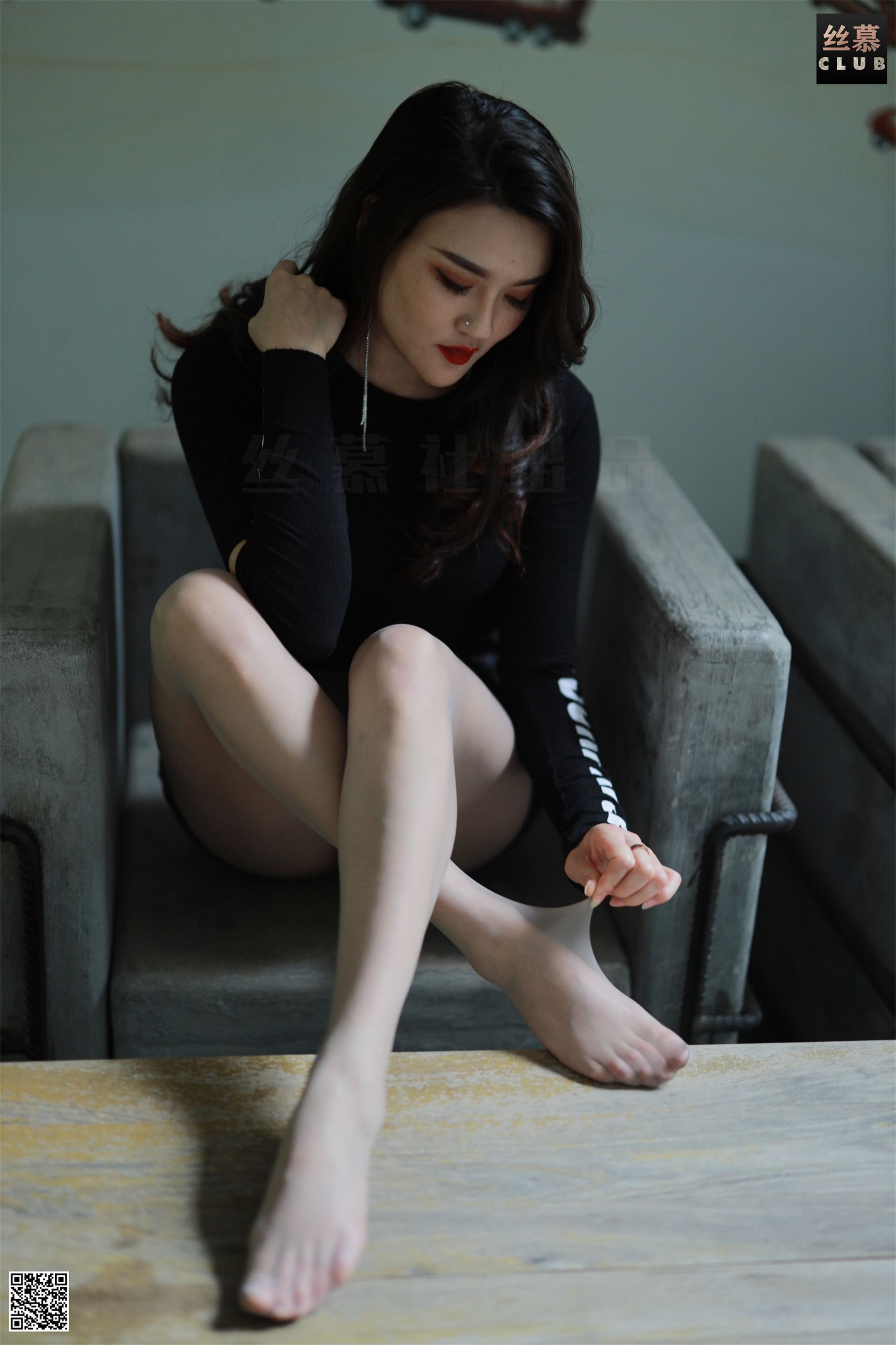 [丝慕] 特写集TX005 花姐 《最强の美脚》
