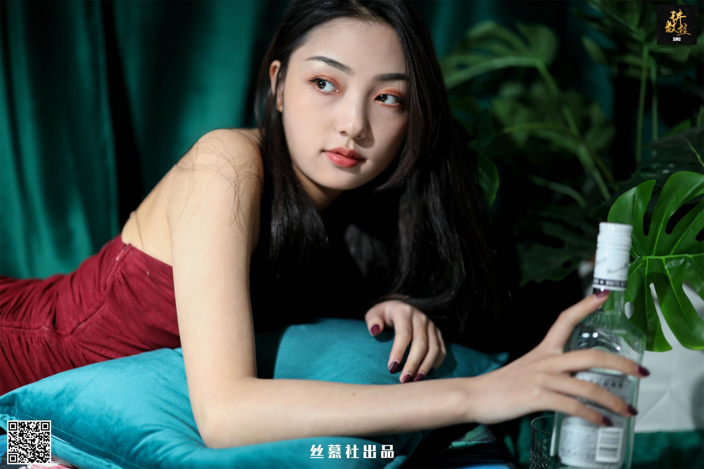 [丝慕] 特写集TX011 诗晴 《高筒“欲”计划》
