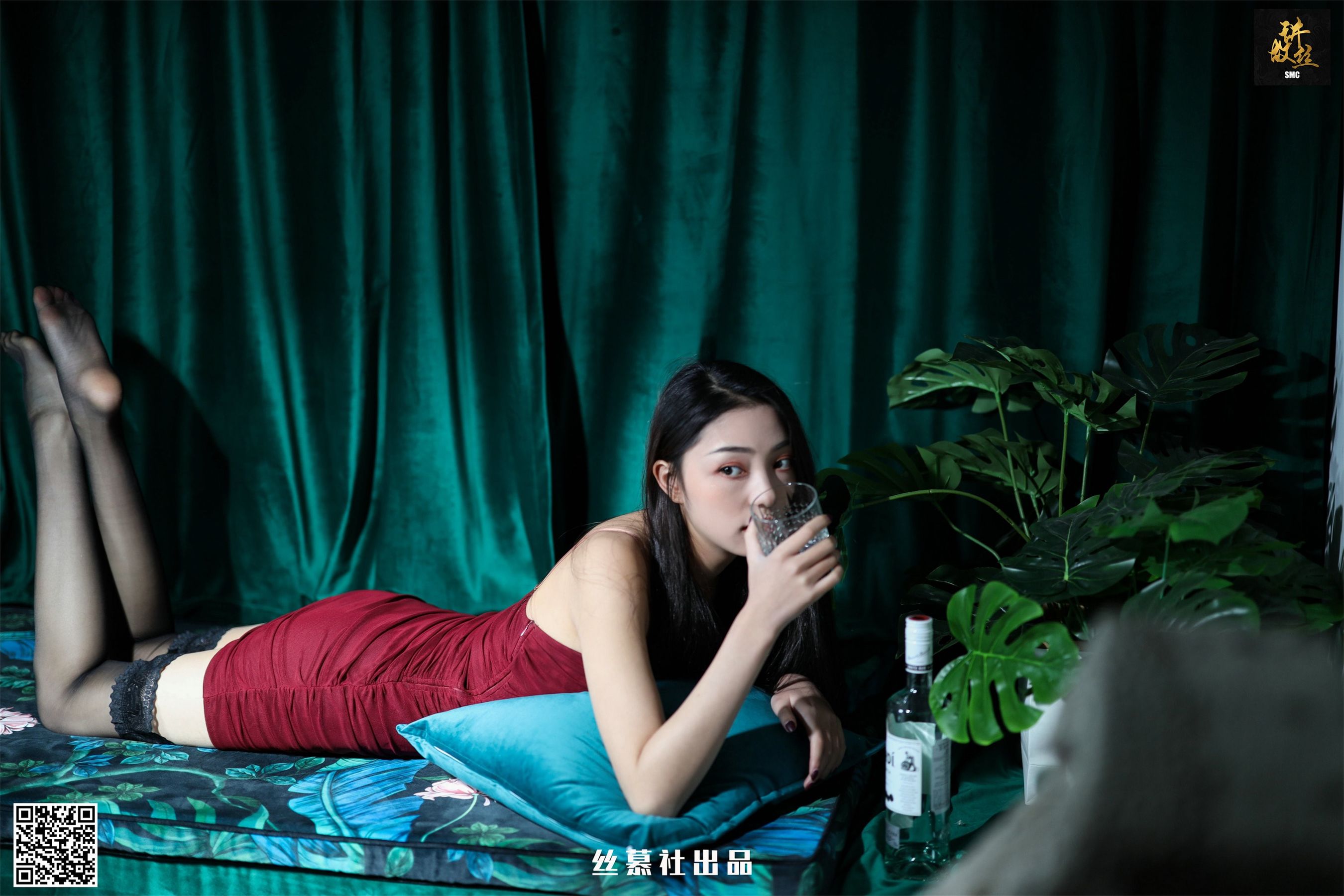 [丝慕] 特写集TX011 诗晴 《高筒“欲”计划》
