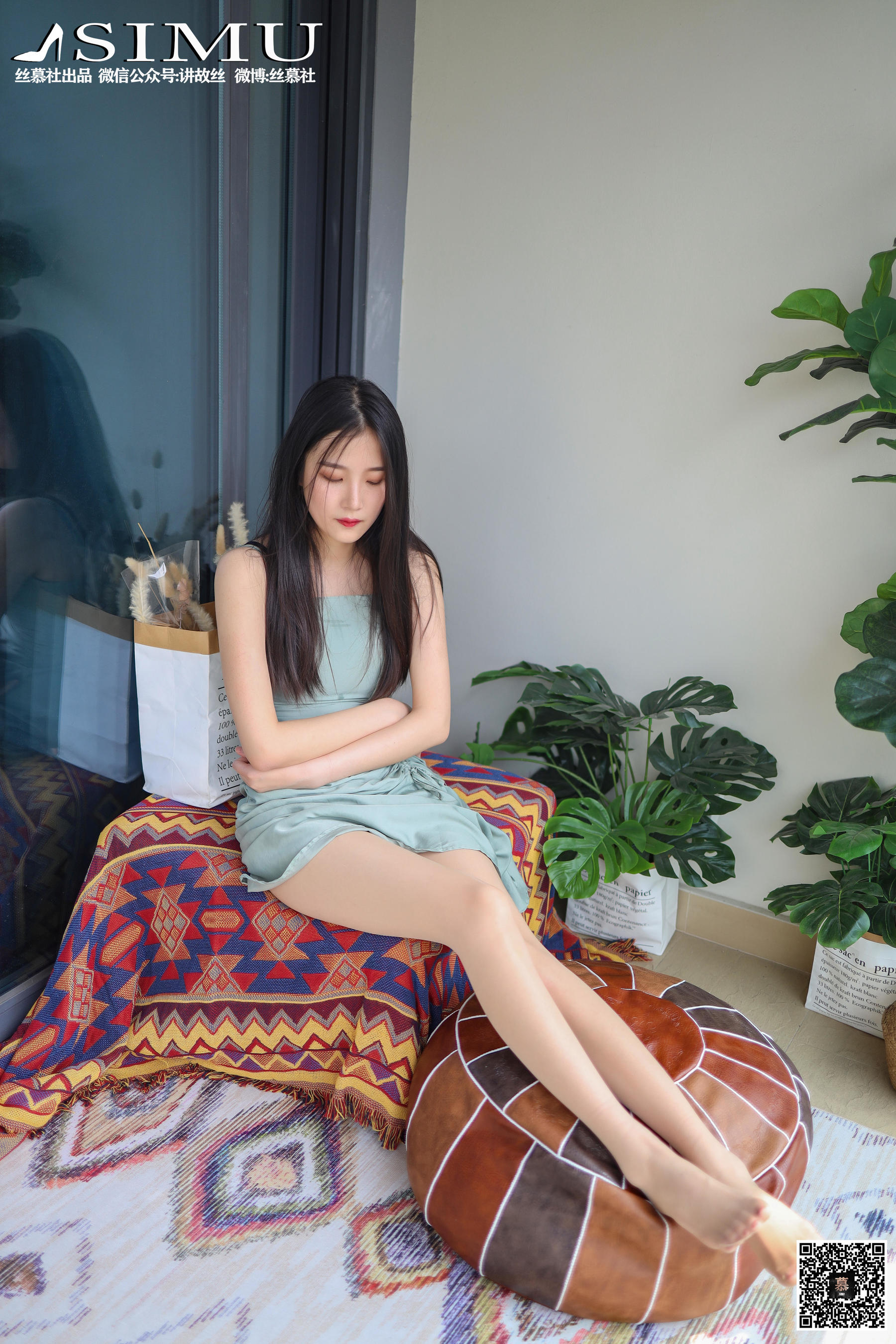 [丝慕] 特写集TX024 熙熙 《阳台玩丝的熙熙》