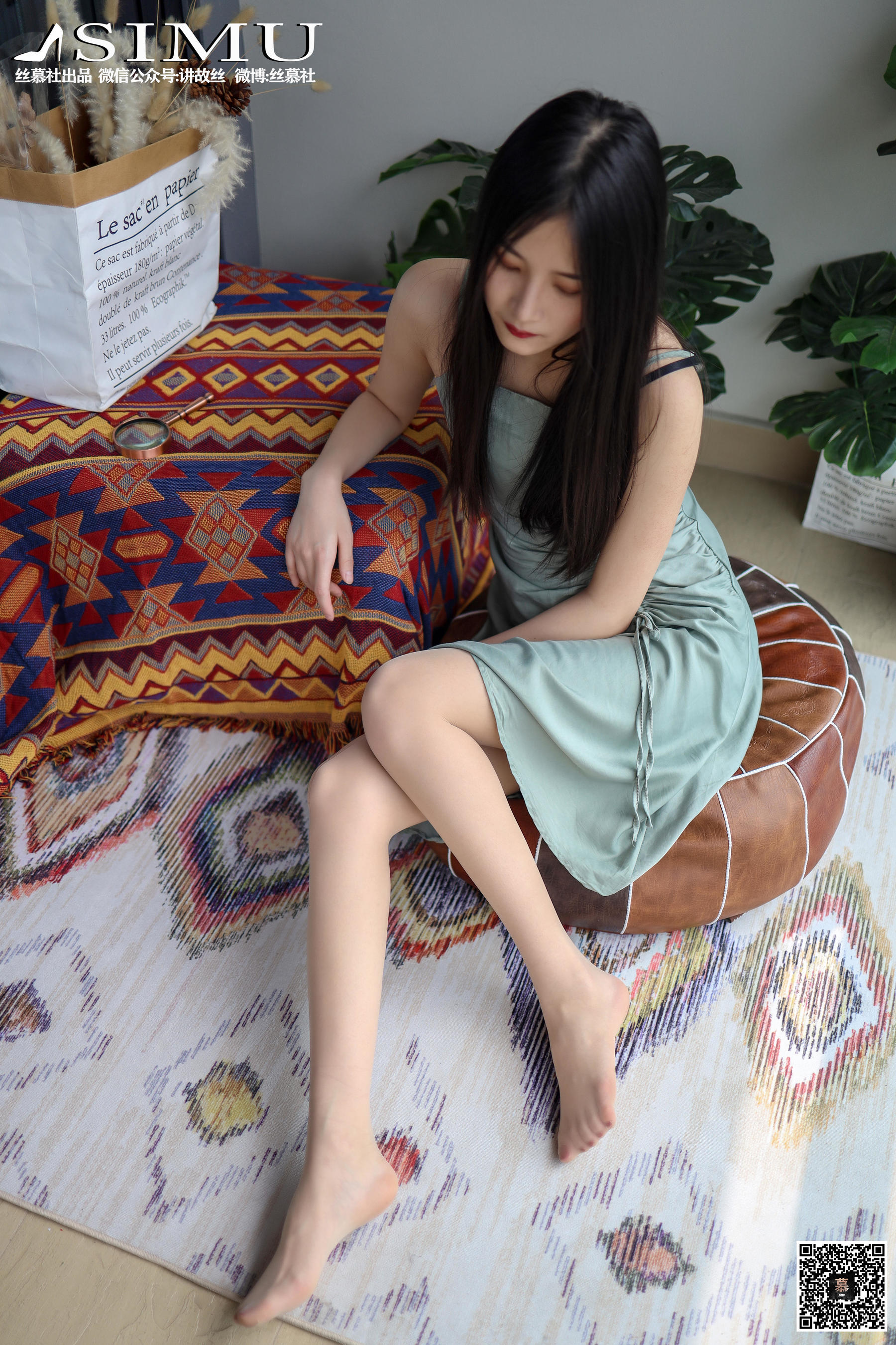 [丝慕] 特写集TX024 熙熙 《阳台玩丝的熙熙》