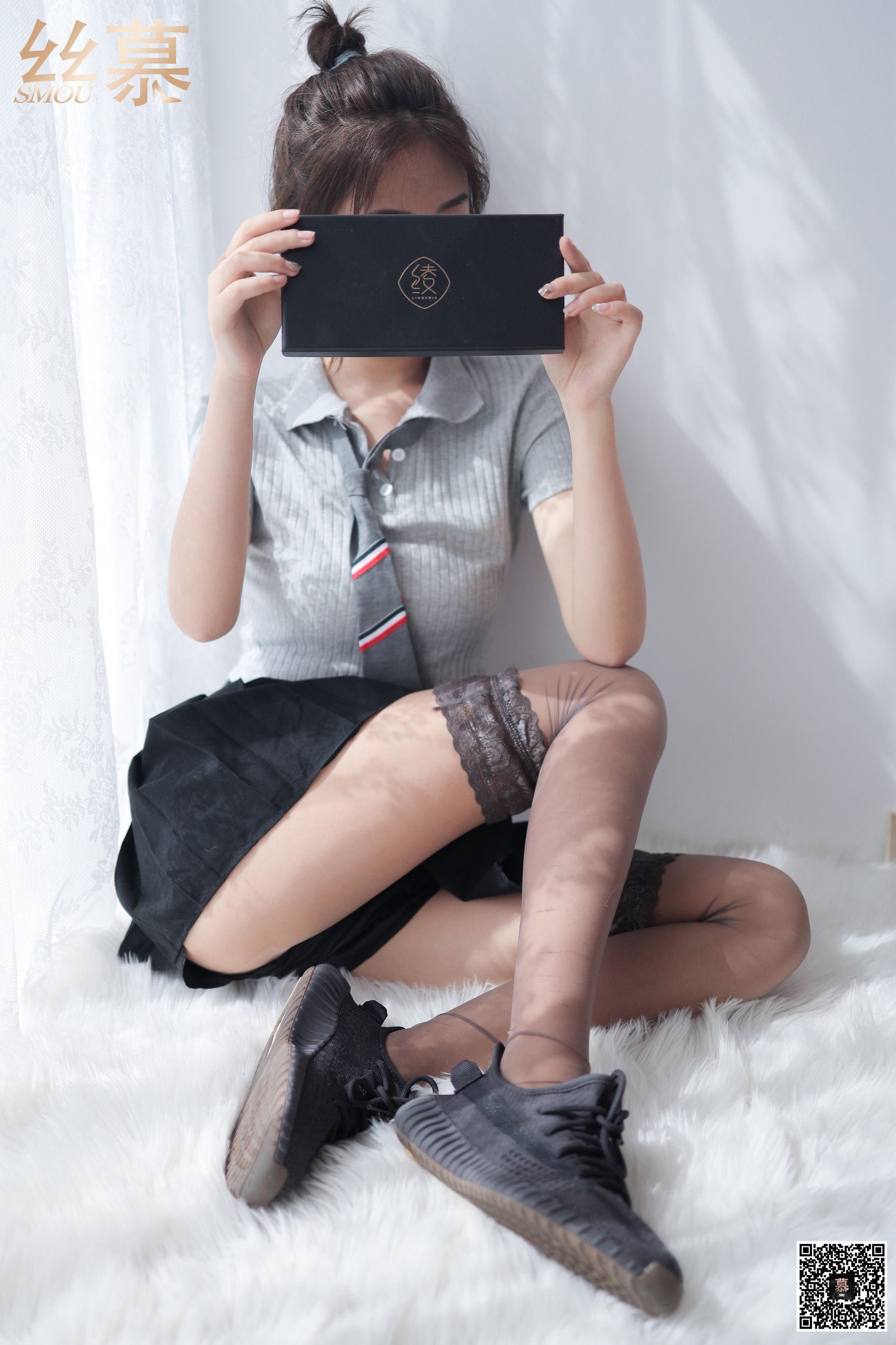 [丝慕] 特写集TX041 米朵 《缠在腿上的双丝诱惑》