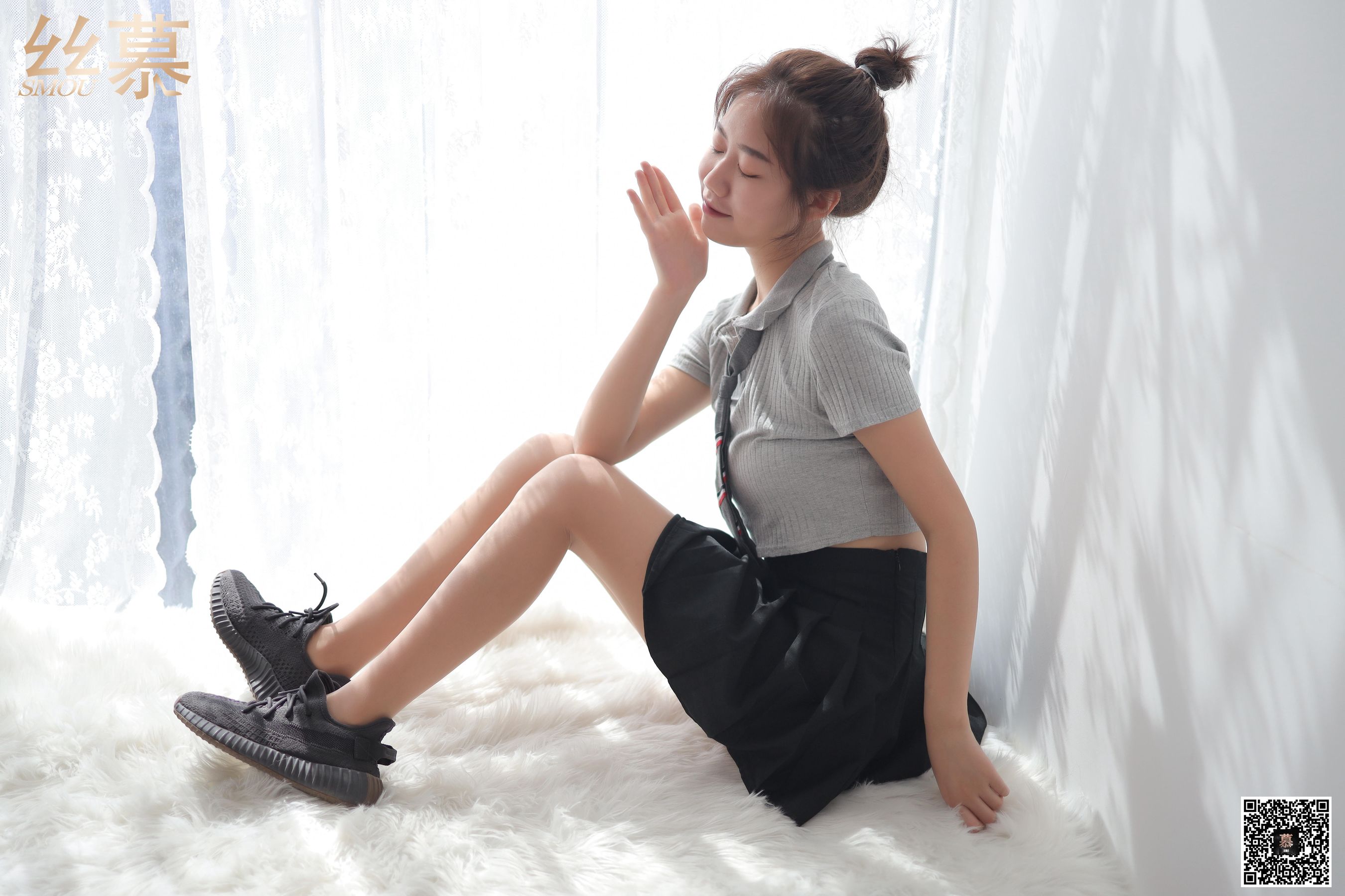 [丝慕] 特写集TX041 米朵 《缠在腿上的双丝诱惑》