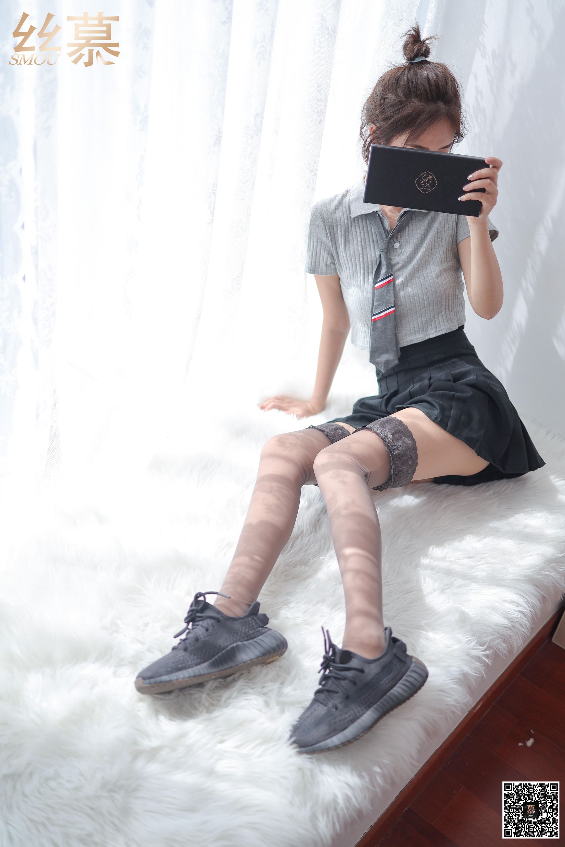 [丝慕] 特写集TX041 米朵 《缠在腿上的双丝诱惑》