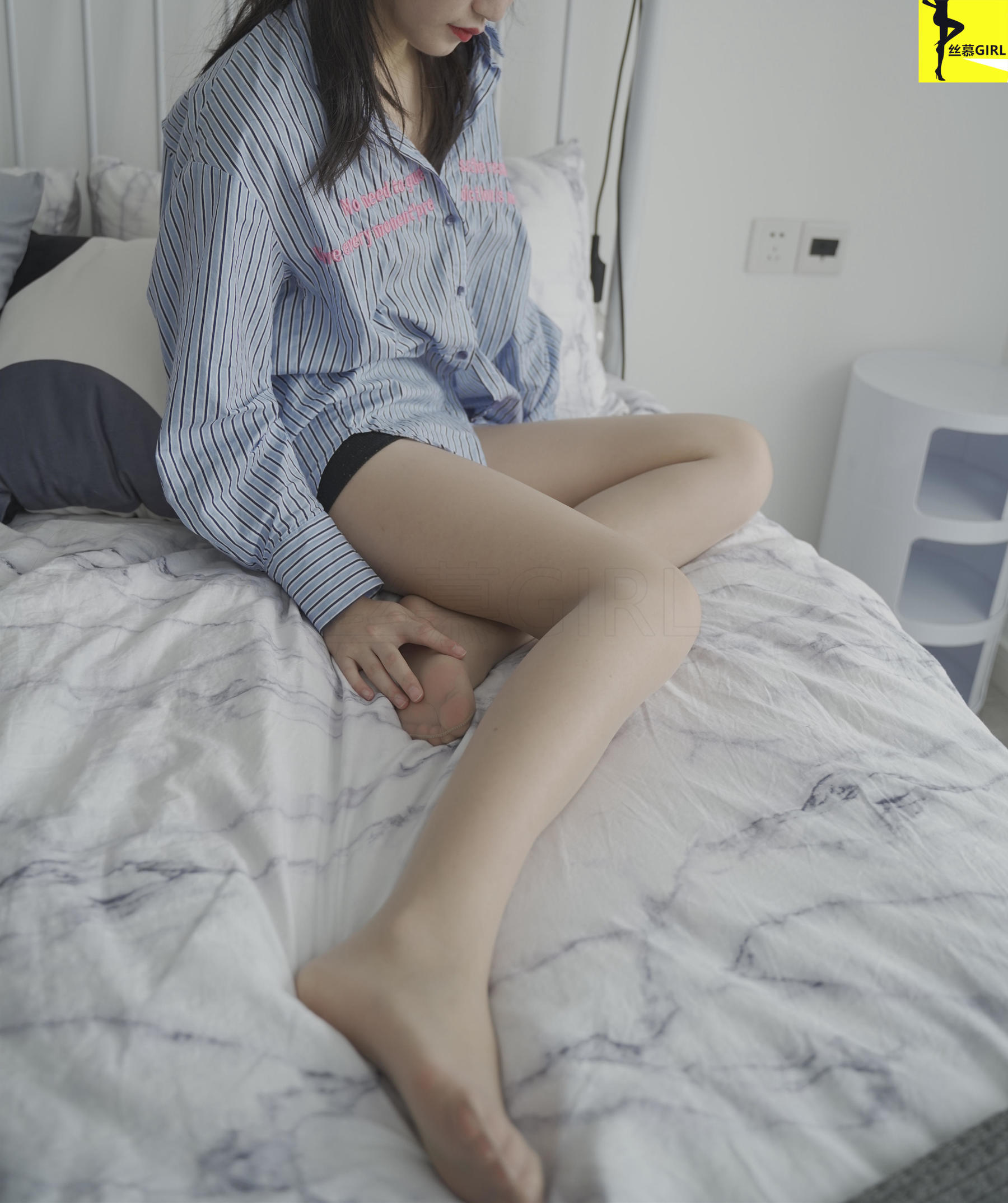 [丝慕] 第032期 双双 丝密《她来了》