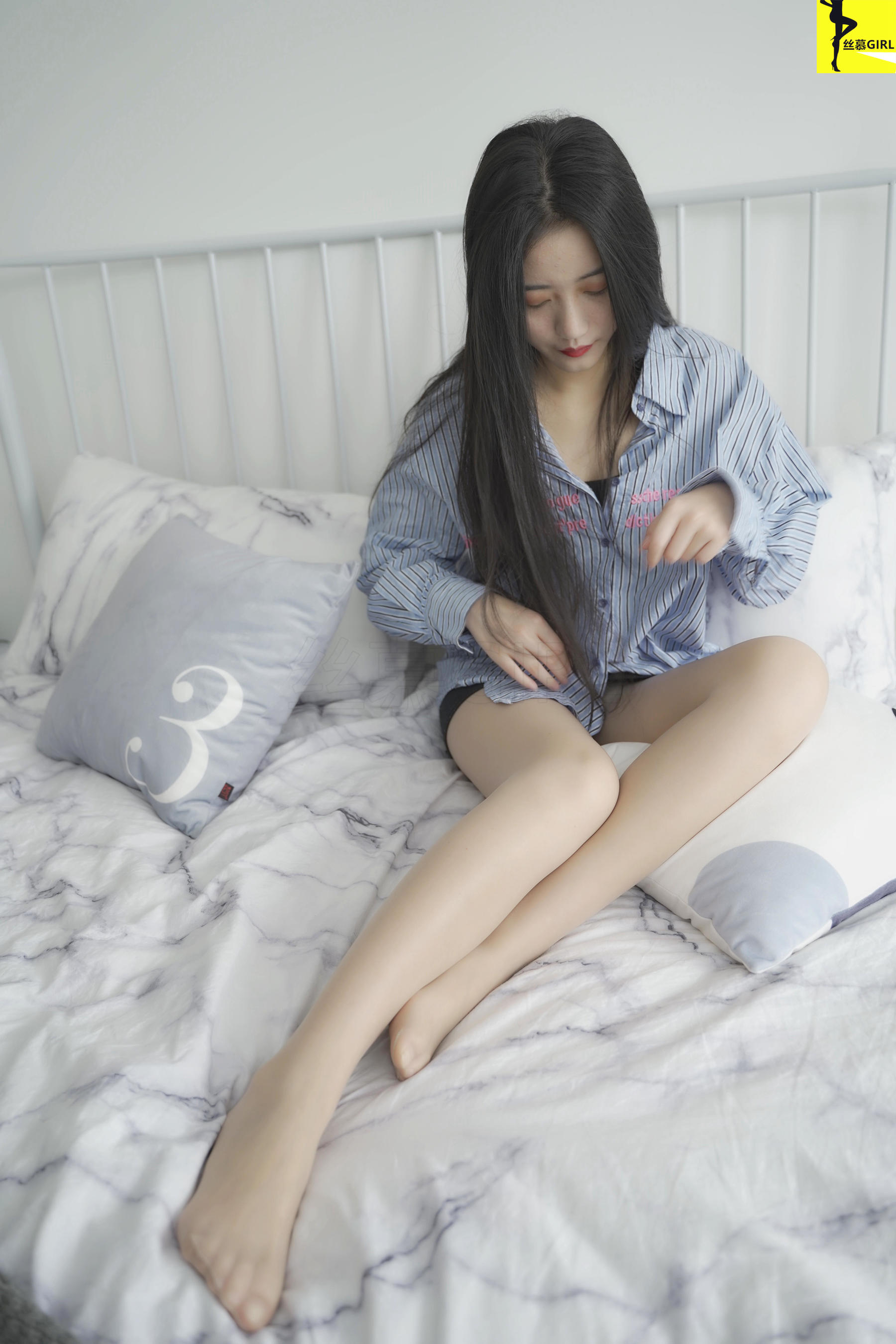[丝慕] 第032期 双双 丝密《她来了》