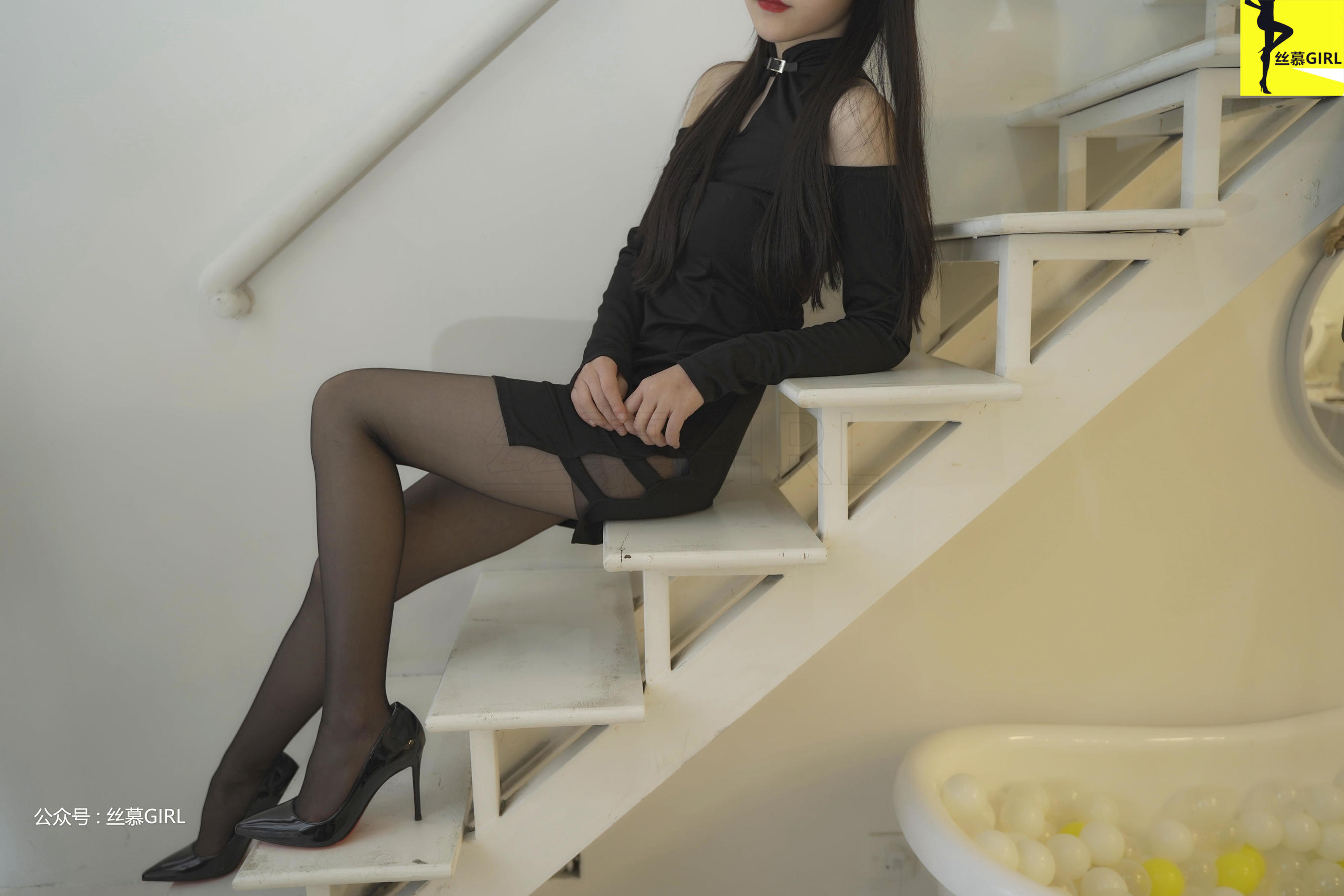 [丝慕] 第037期 凉晨 《新凉晨旗袍变装》