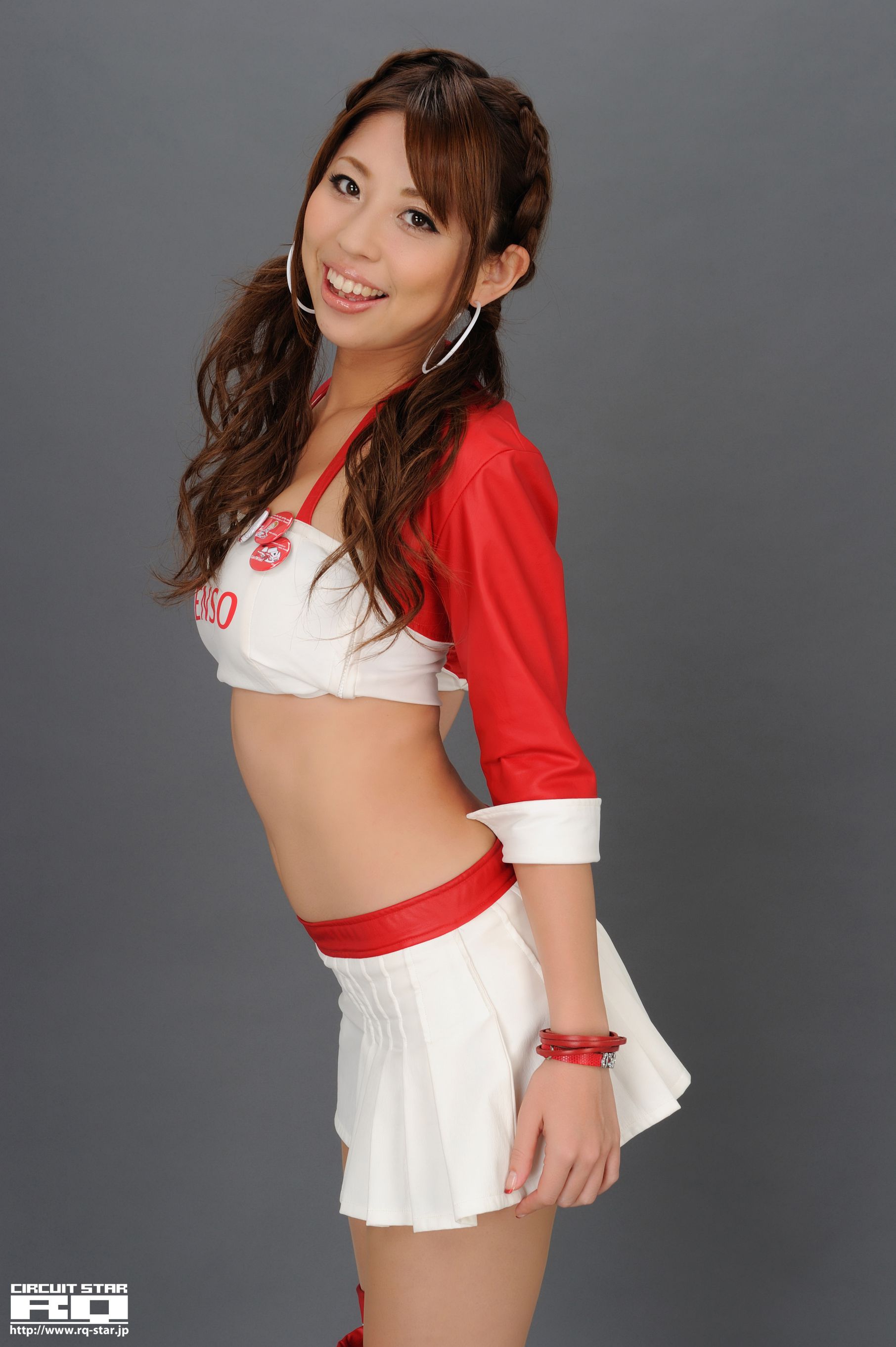 [RQ-STAR] NO.00425 大崎莉央奈 Race Queen 赛车女王写真集