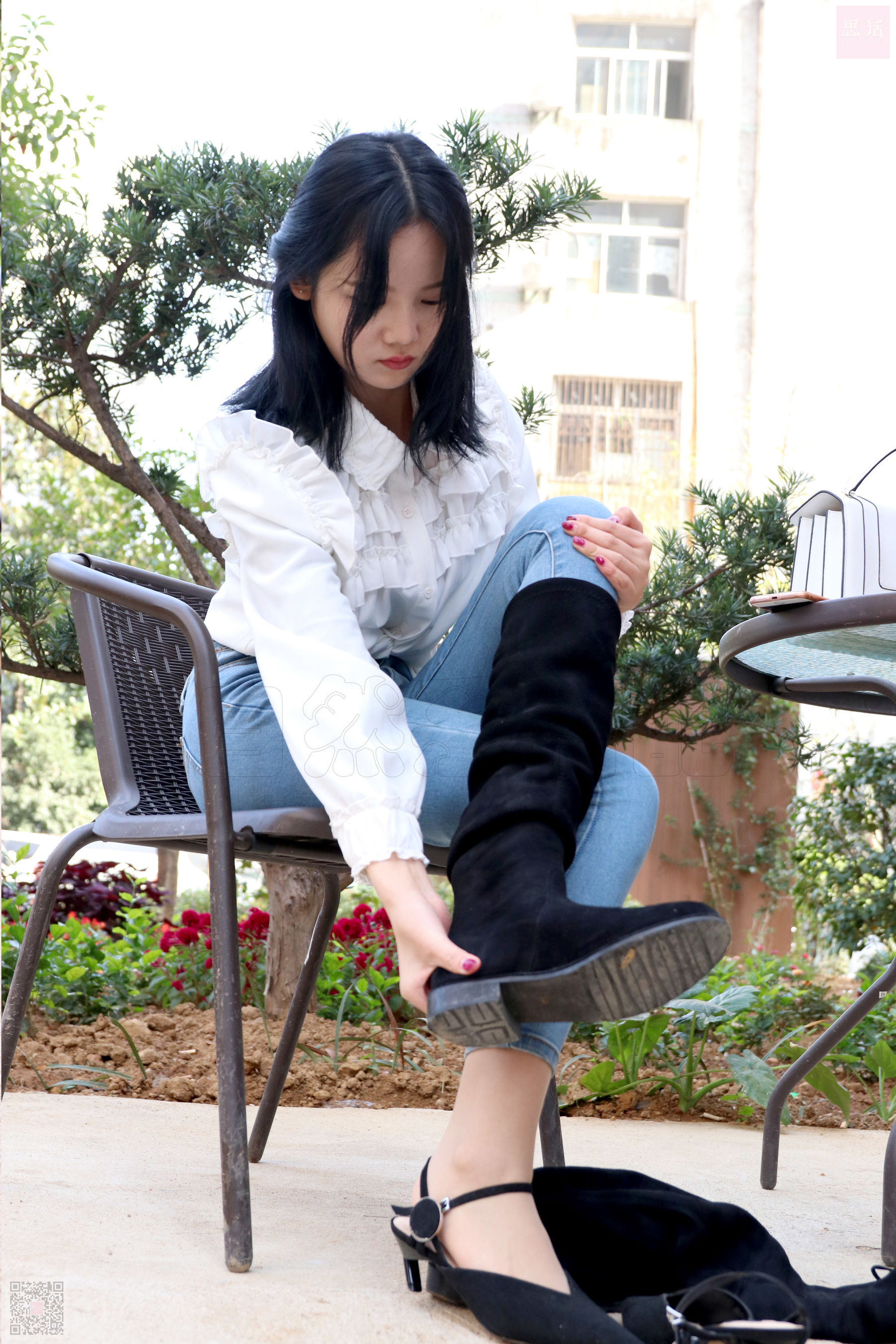 [思话SiHua] SH035 小表妹 爱穿丝袜的乡下表妹