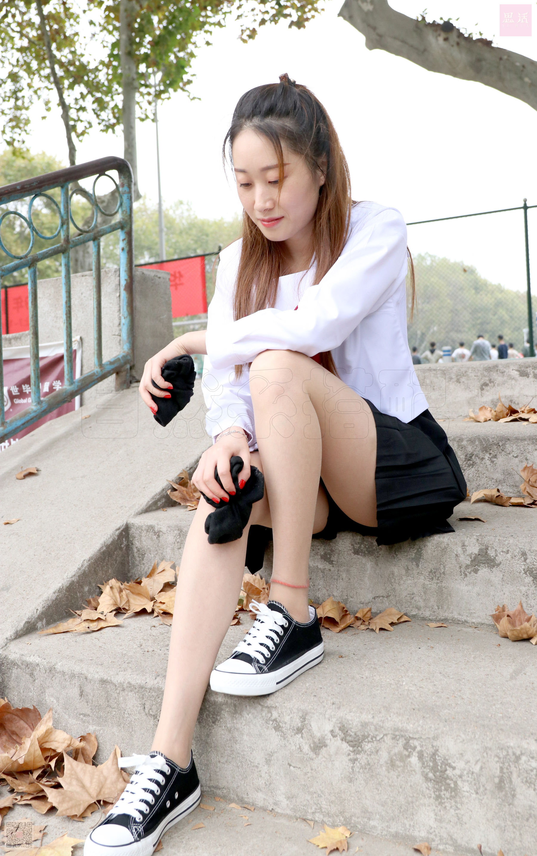[思话SiHua] SH041 伊一 JK的第一次尝试