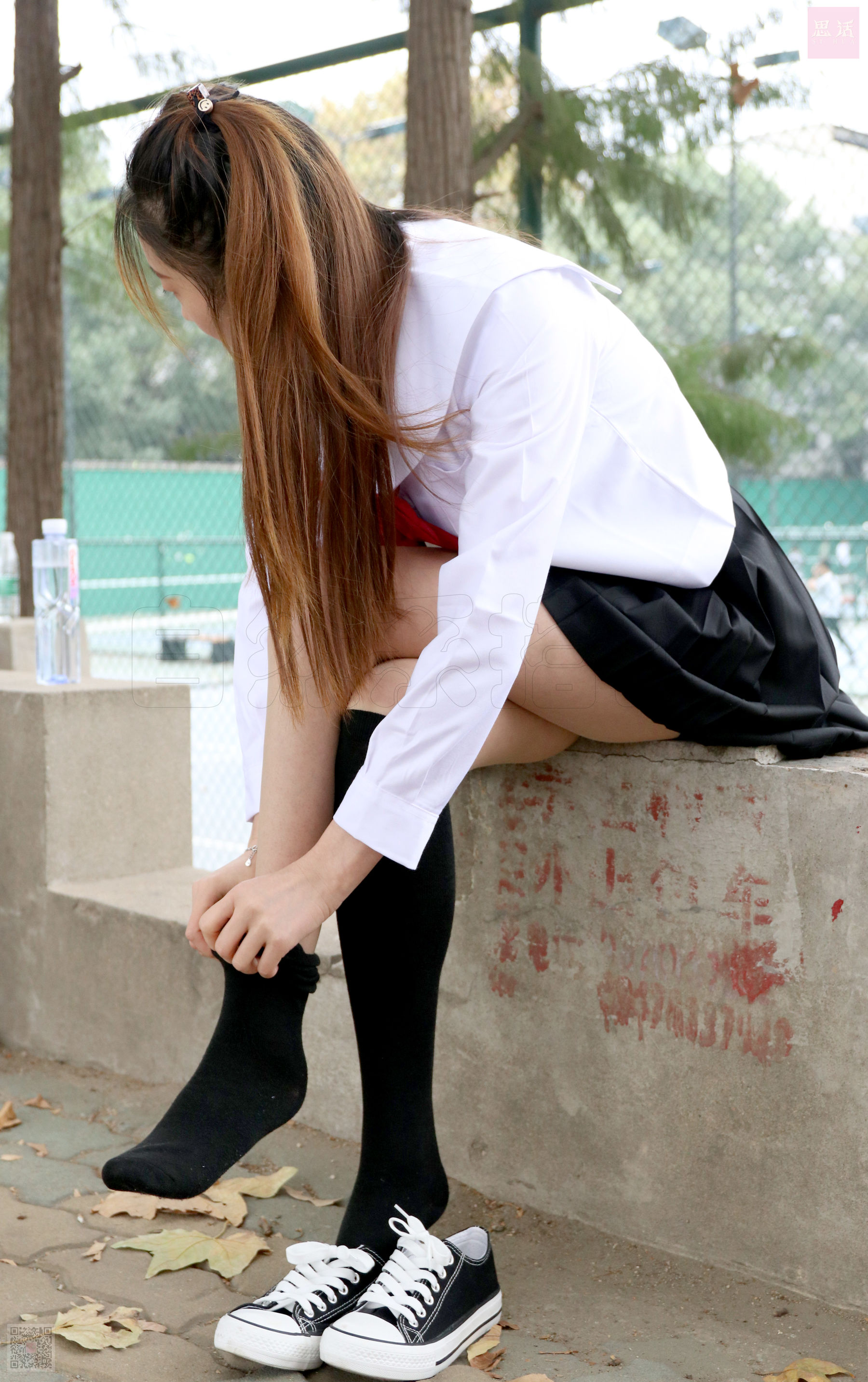 [思话SiHua] SH041 伊一 JK的第一次尝试