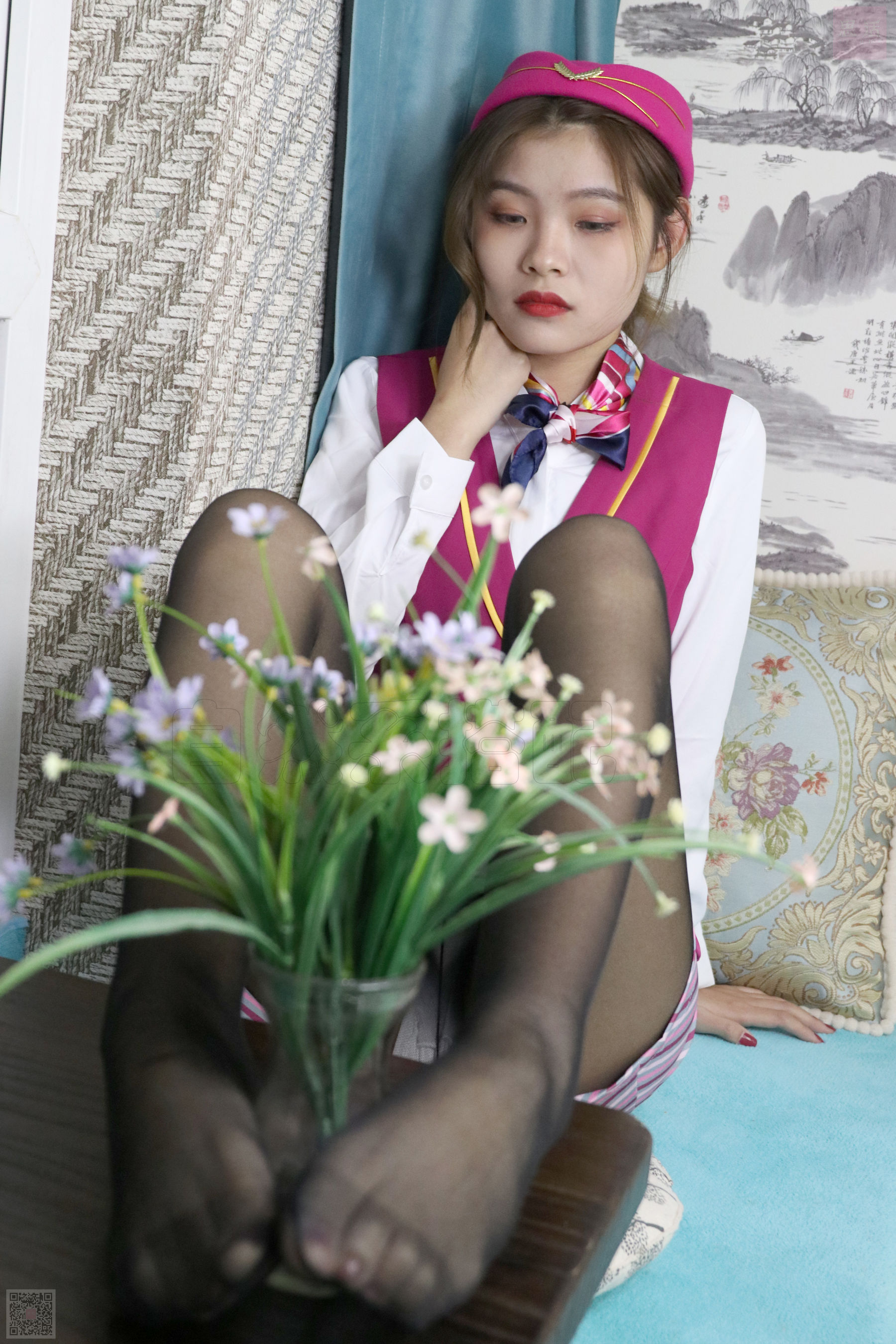 [思话SiHua] SH042 可乐 空姐下班后的约会