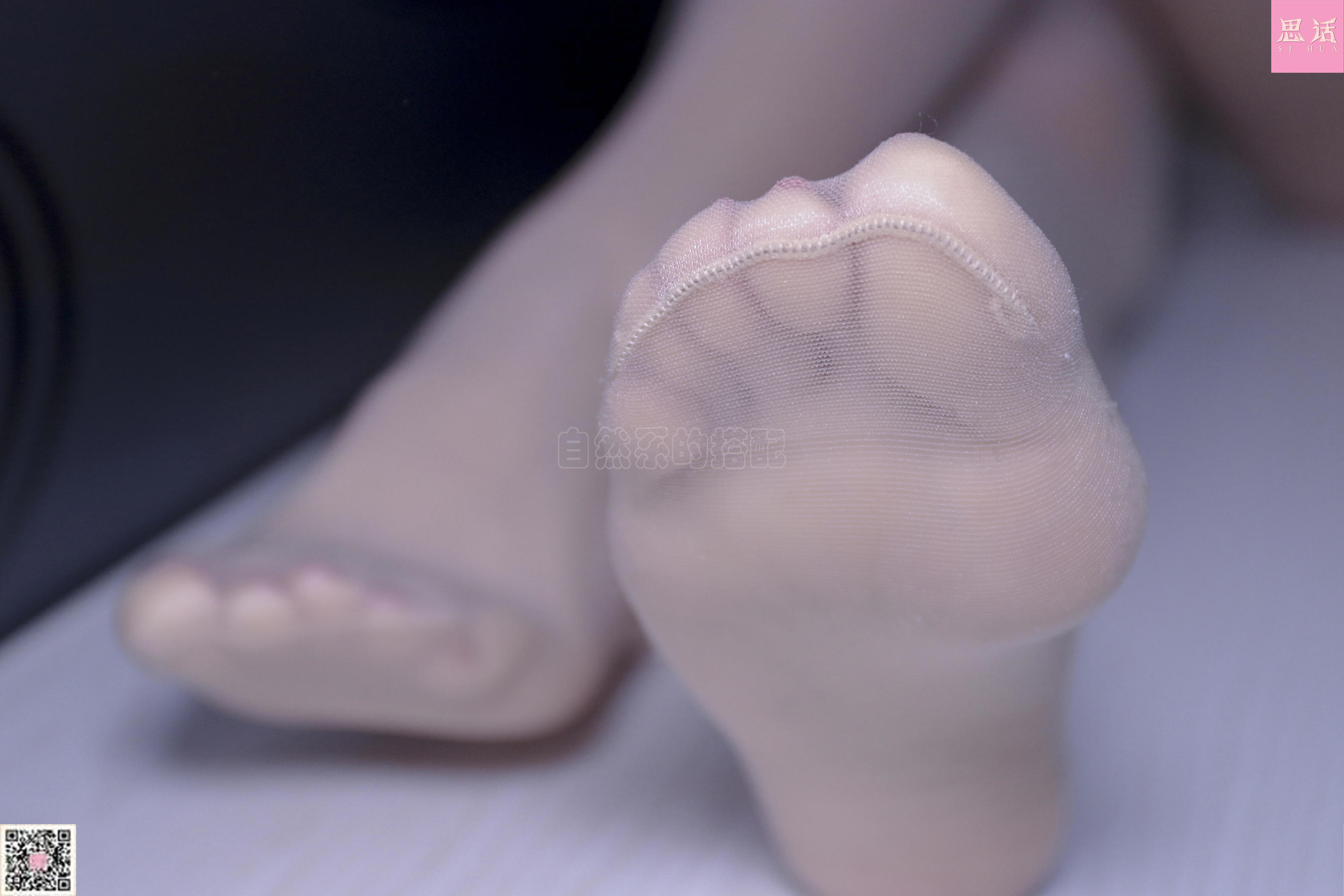 [思话SiHua] SH111 瑶瑶 打扰下这位午睡的长腿姑娘~