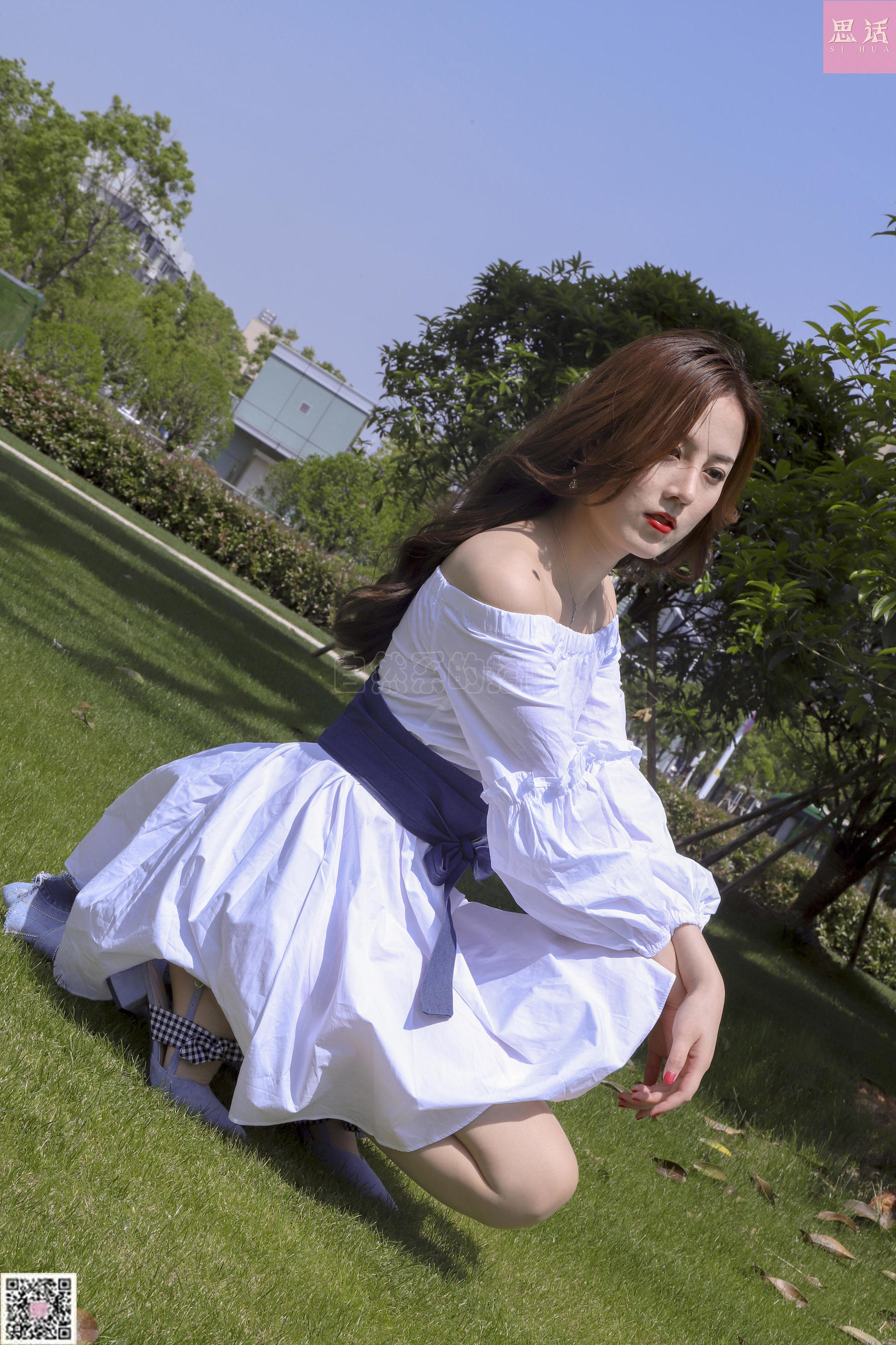 [思话SiHua] SH114 COCO 公园里的肉丝女神~