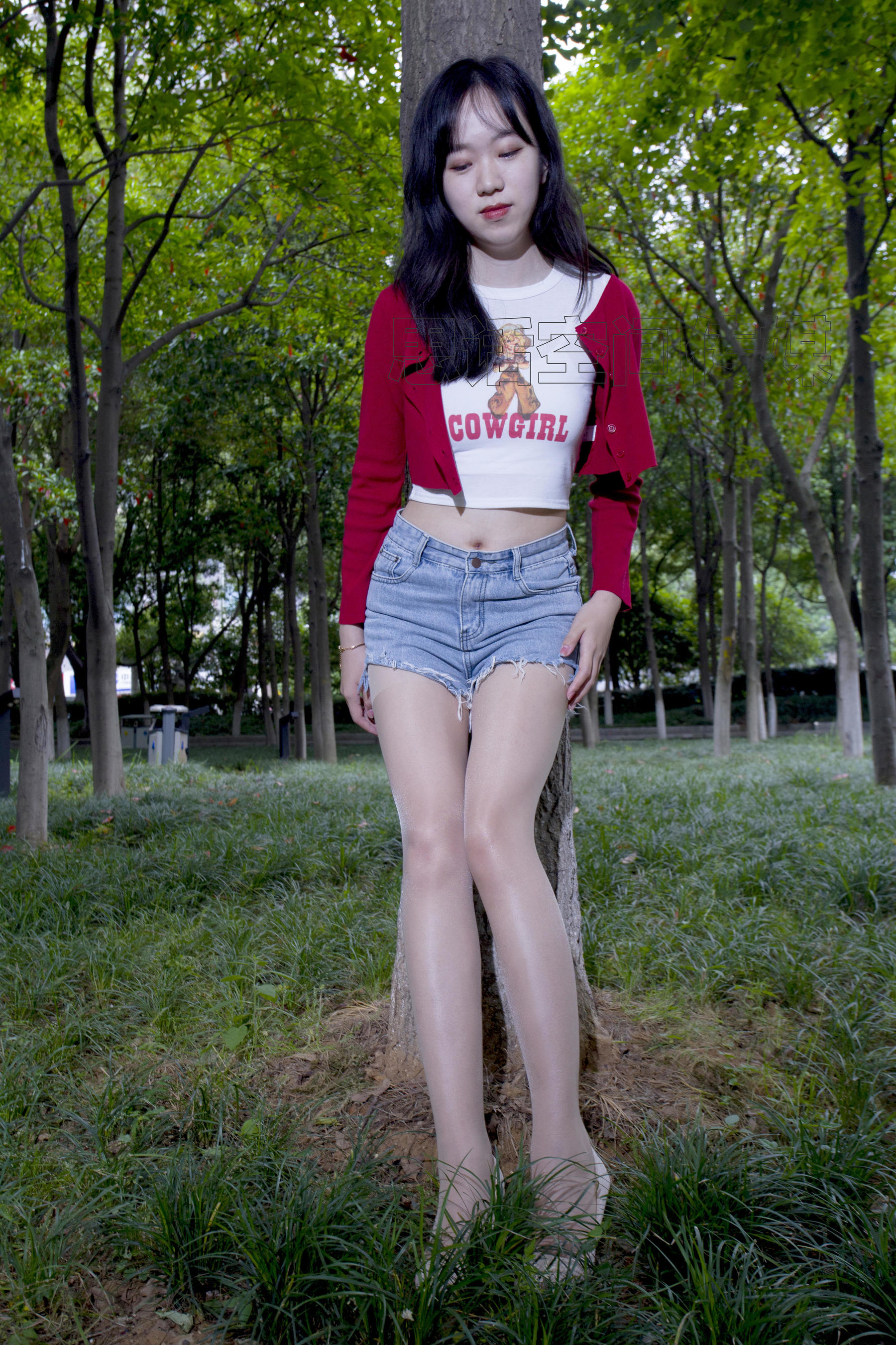 [思话SiHua] SH129 子琦 公园长腿活力少女