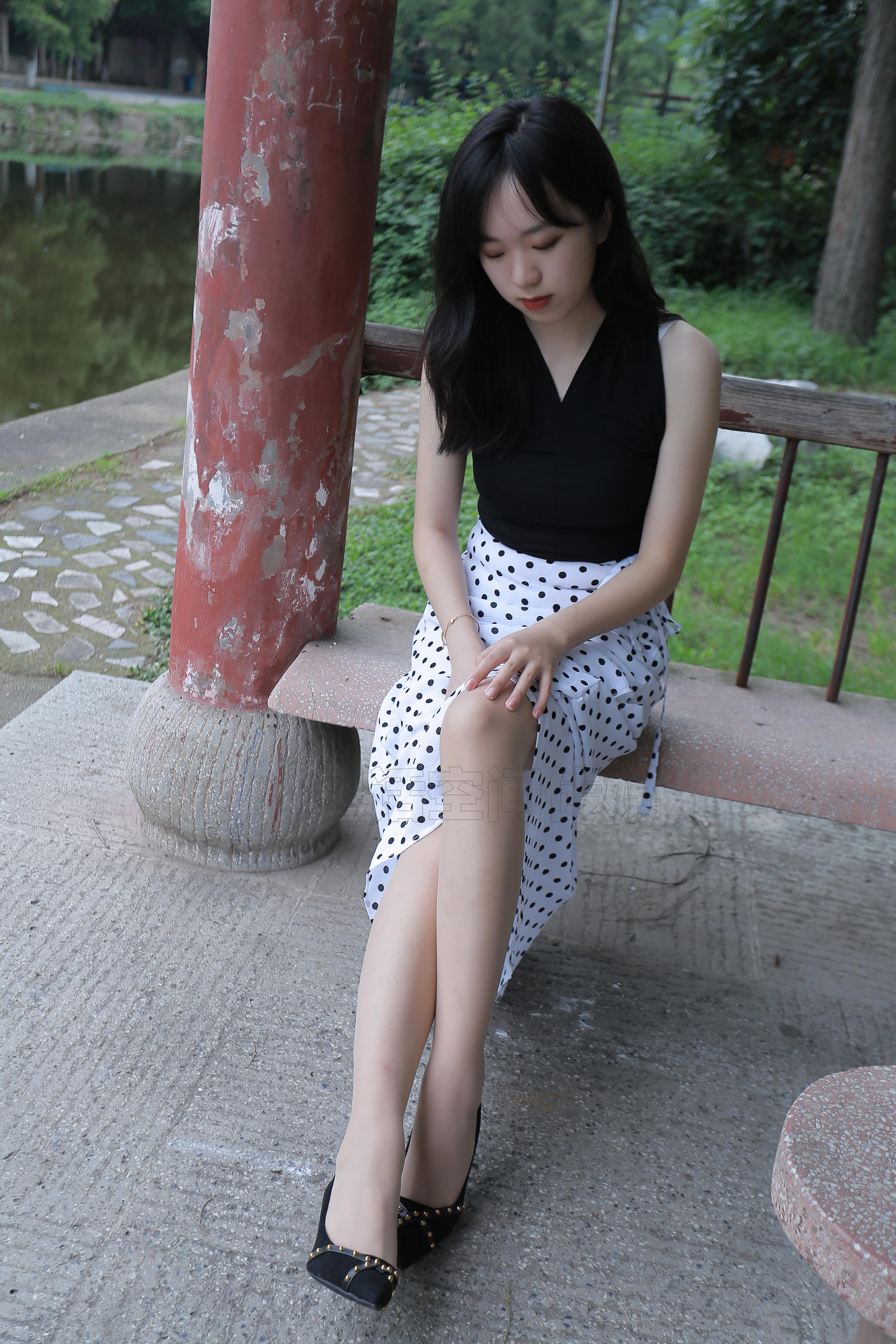 [思话SiHua] SH133 琦琦 温婉淑女游公园