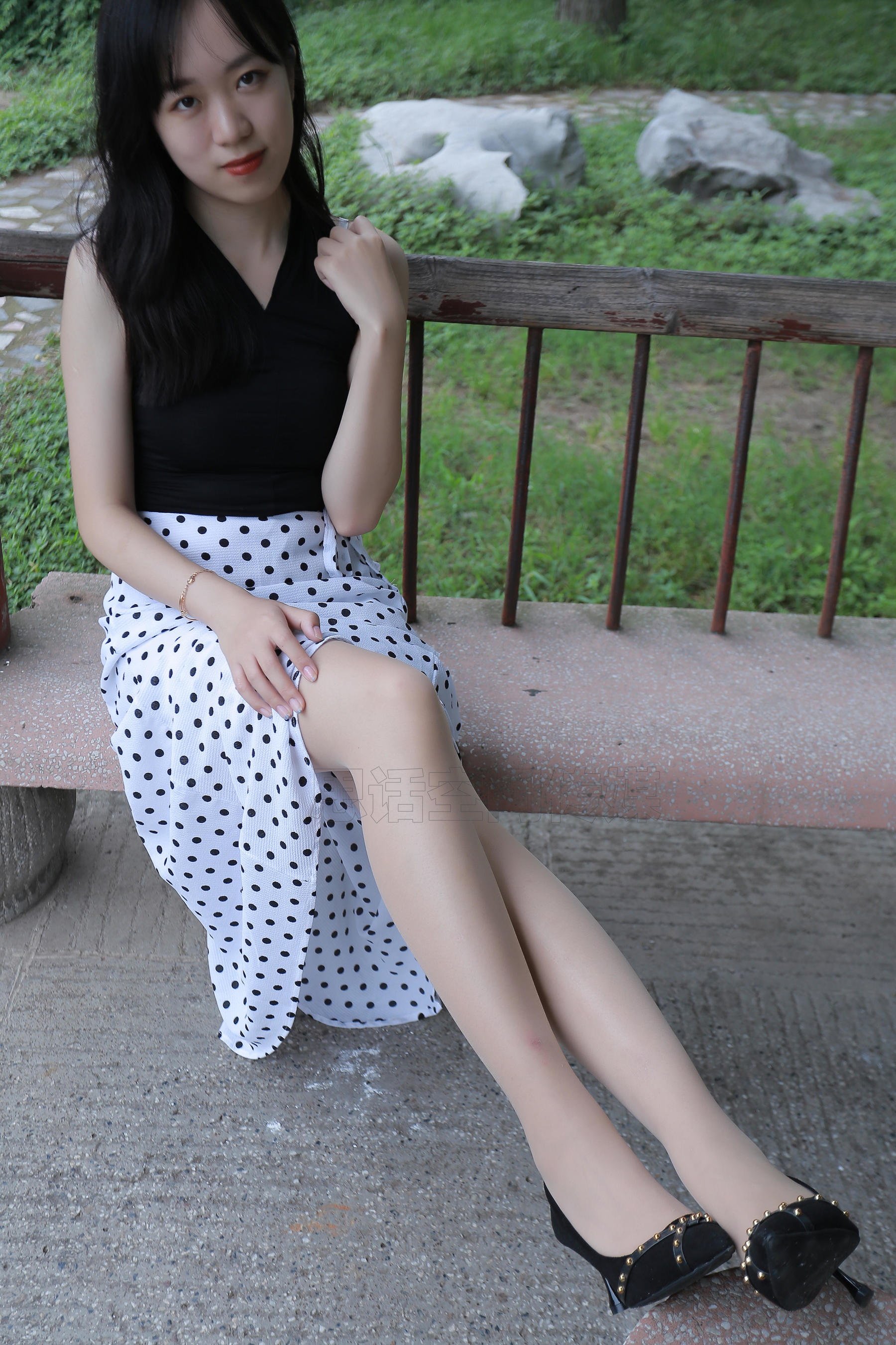 [思话SiHua] SH133 琦琦 温婉淑女游公园