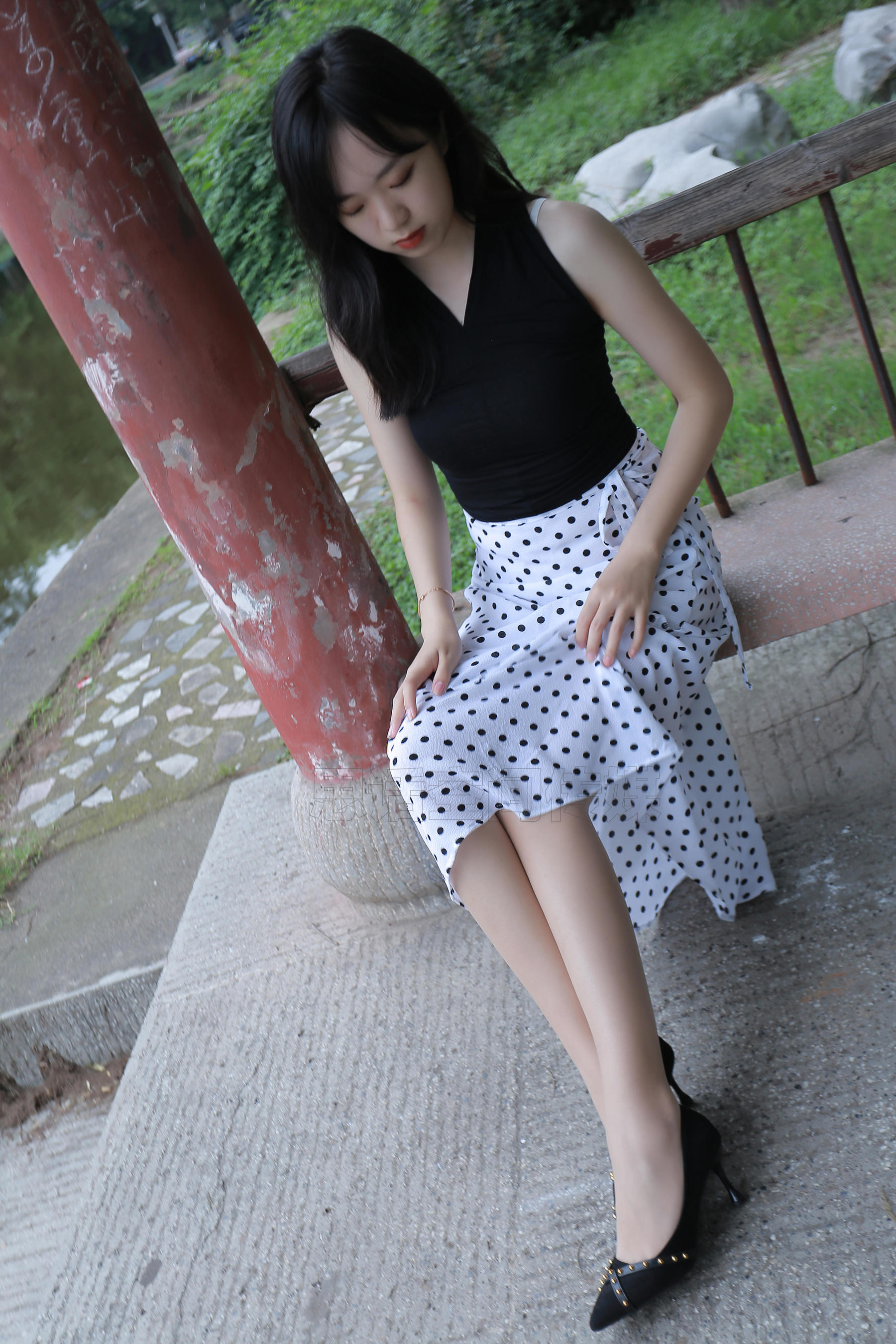 [思话SiHua] SH133 琦琦 温婉淑女游公园