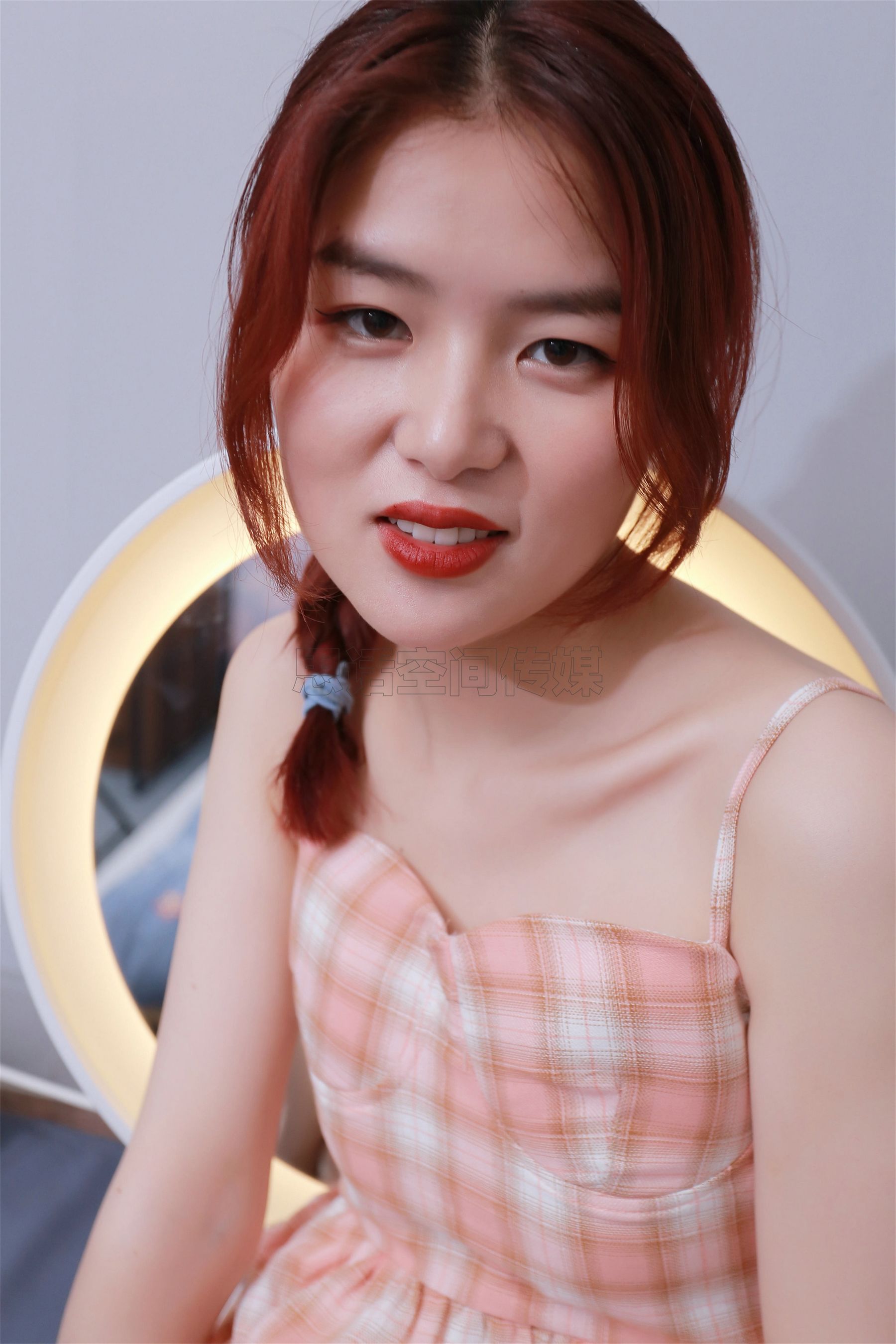 [思话SiHua] SH158 筱蝶 桌上的肉丝女孩