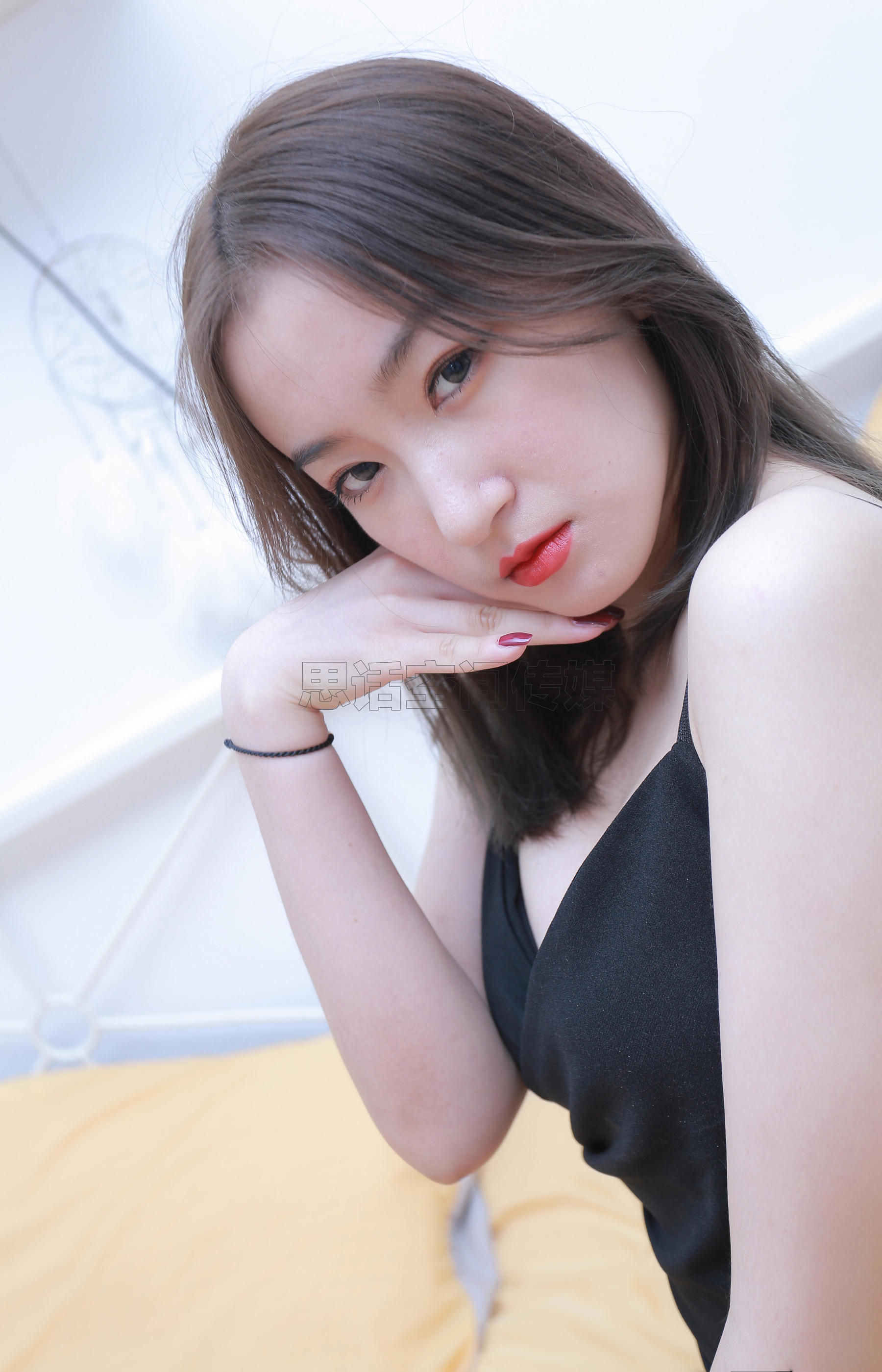 [思话SiHua] SH161 Reya 女神的丝滑黑丝
