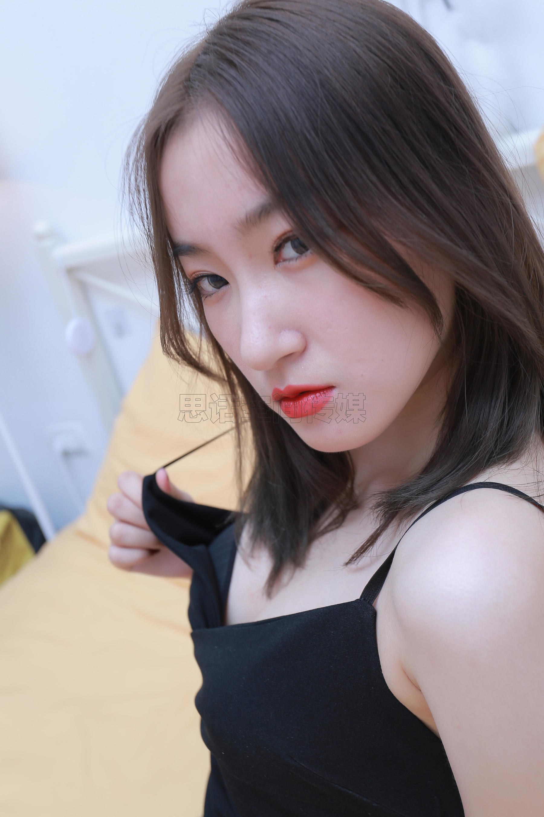 [思话SiHua] SH161 Reya 女神的丝滑黑丝