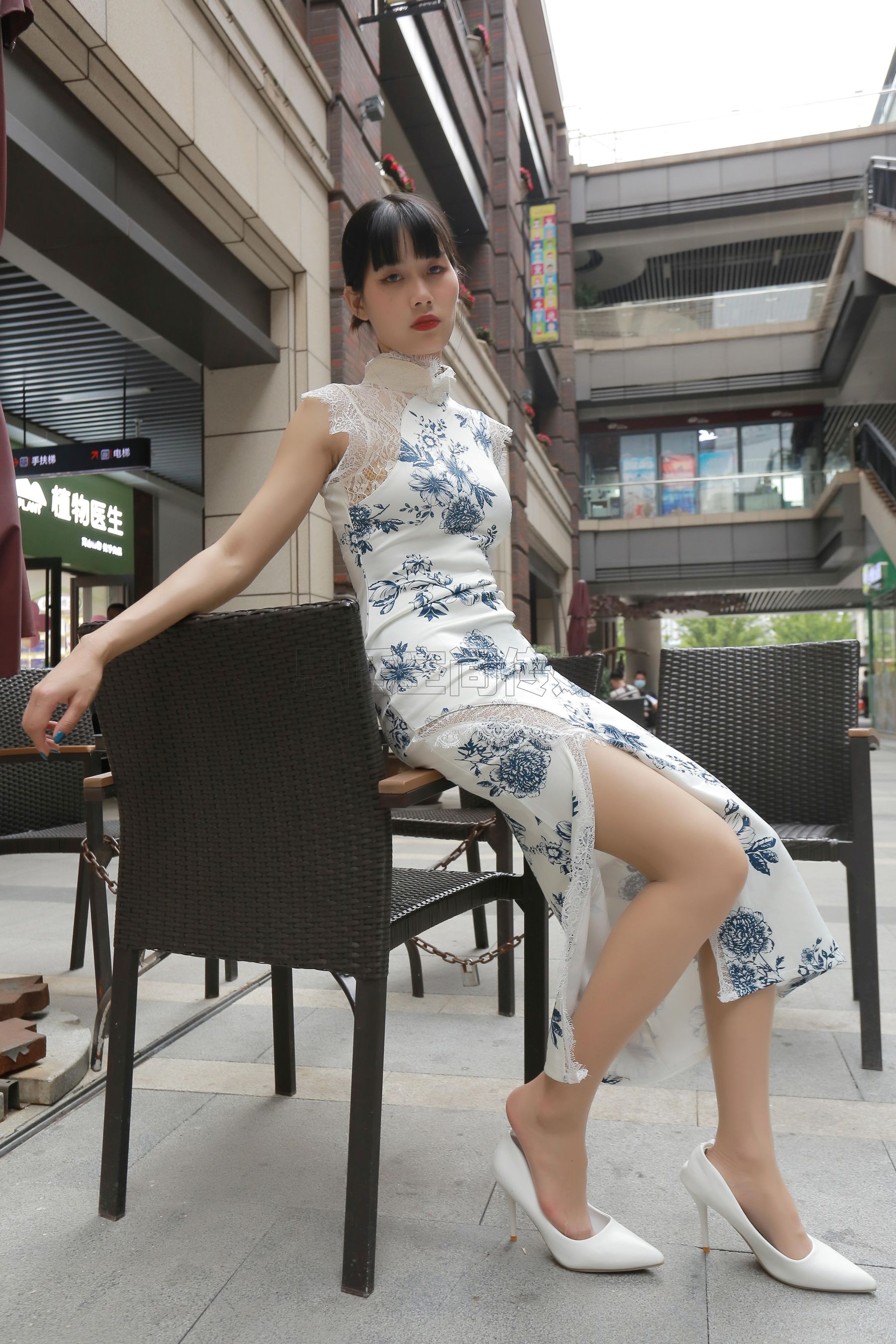 [思话SiHua] SH187 诗诗 穿肉丝的旗袍女神
