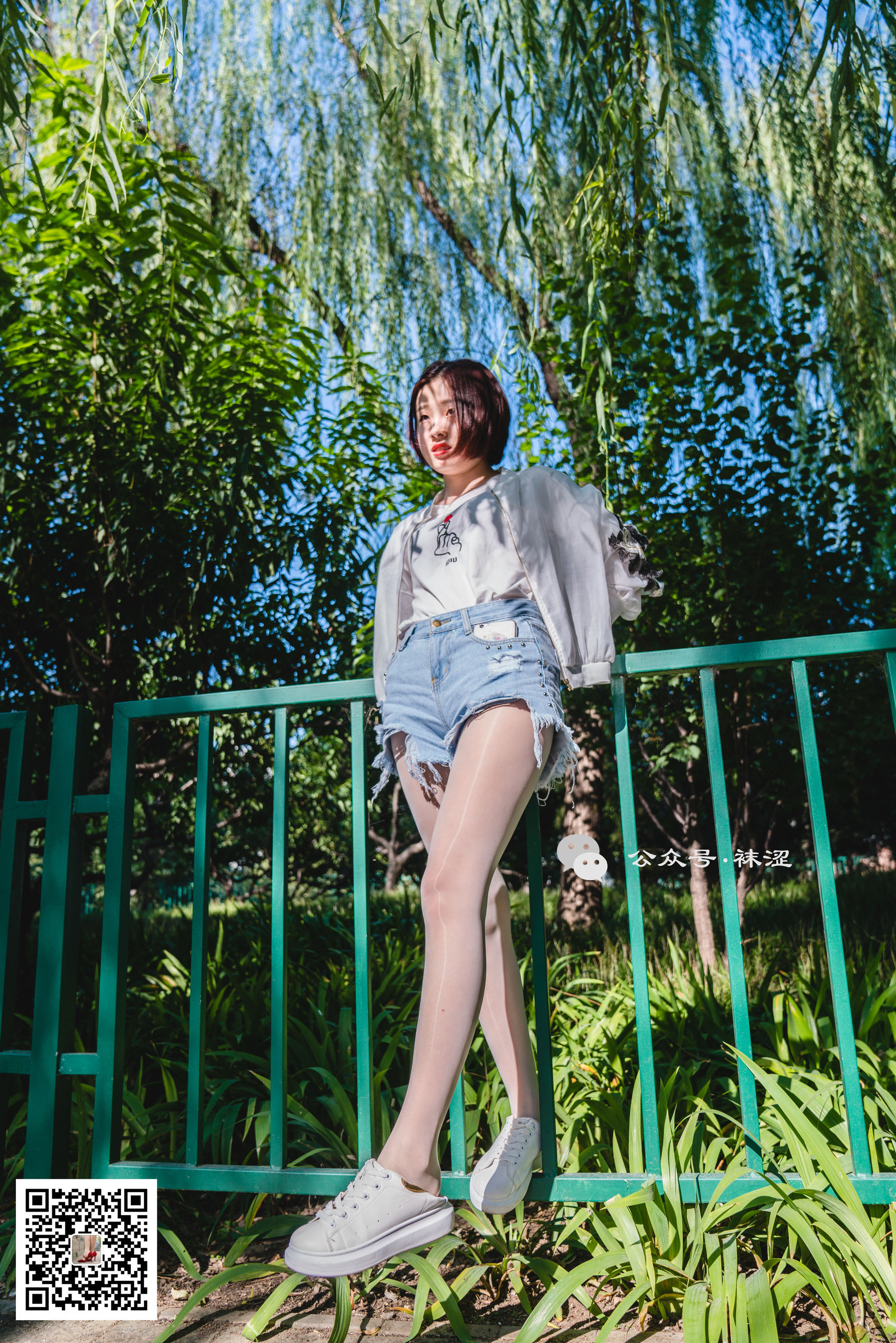 [袜涩] VOL.010  当穿白丝的妹子遇到大叔