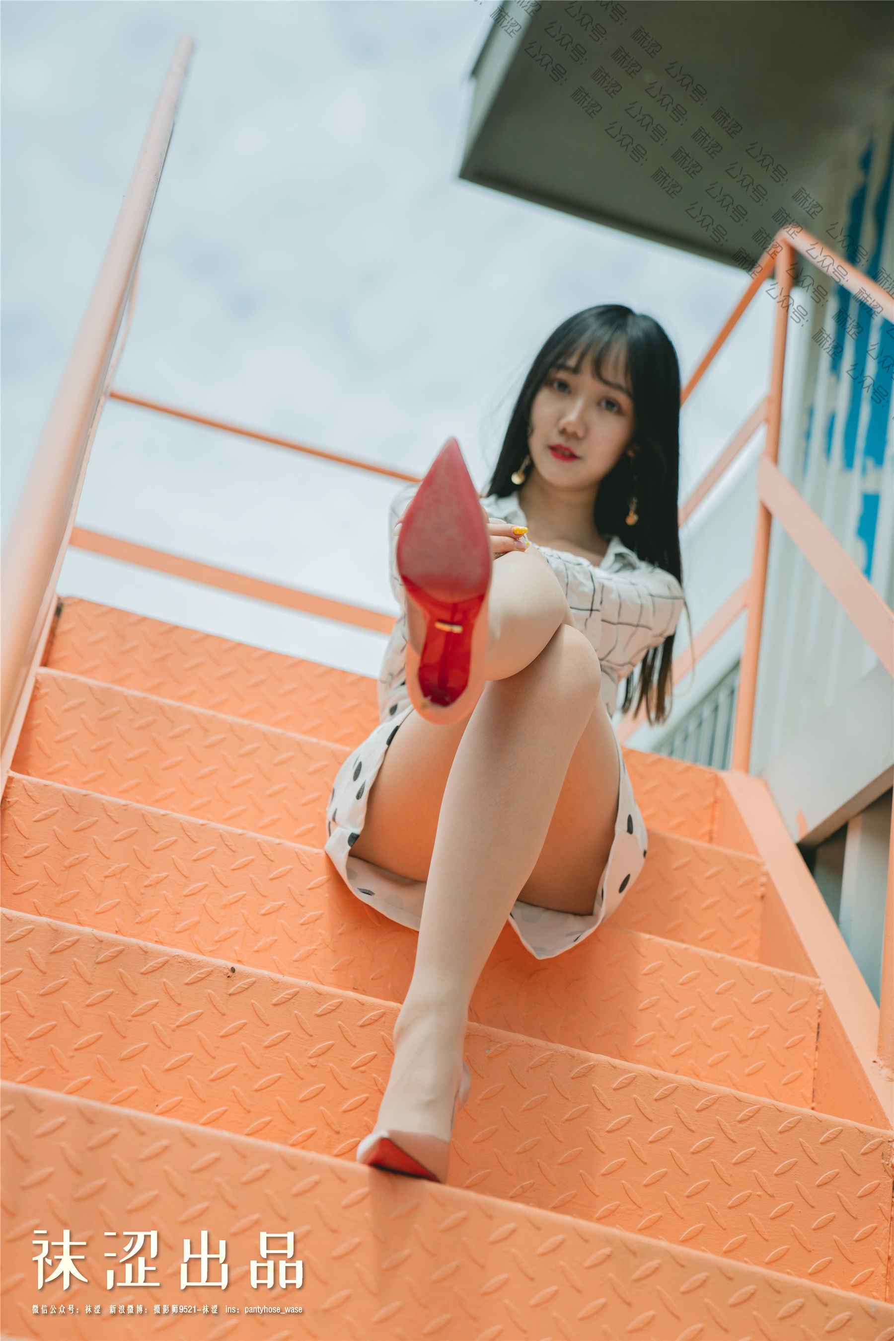 [袜涩] VOL.067 脸脸 女粉丝脸脸特惠图集