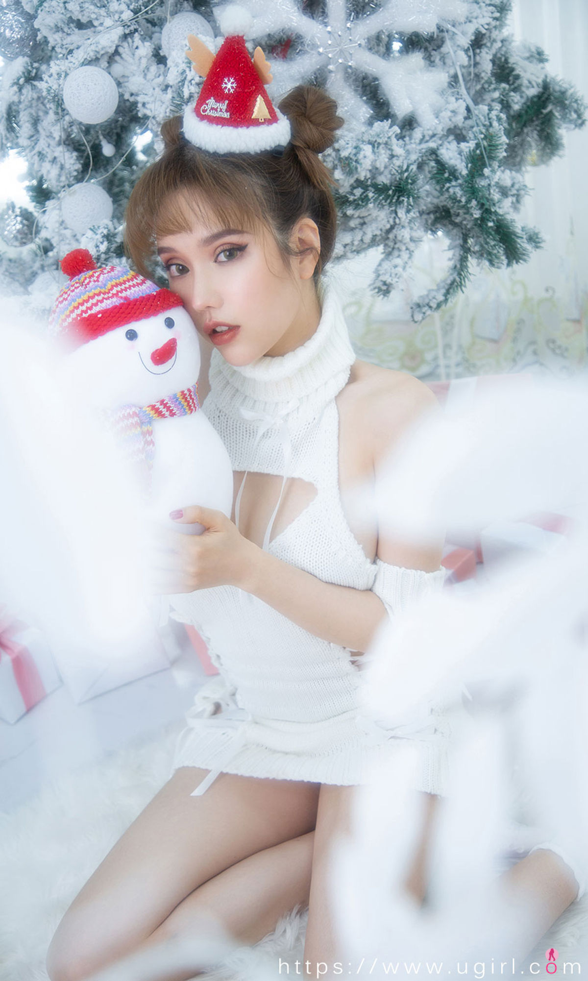 [尤果圈Ugirls] No.1986 妮小妖 双色圣诞