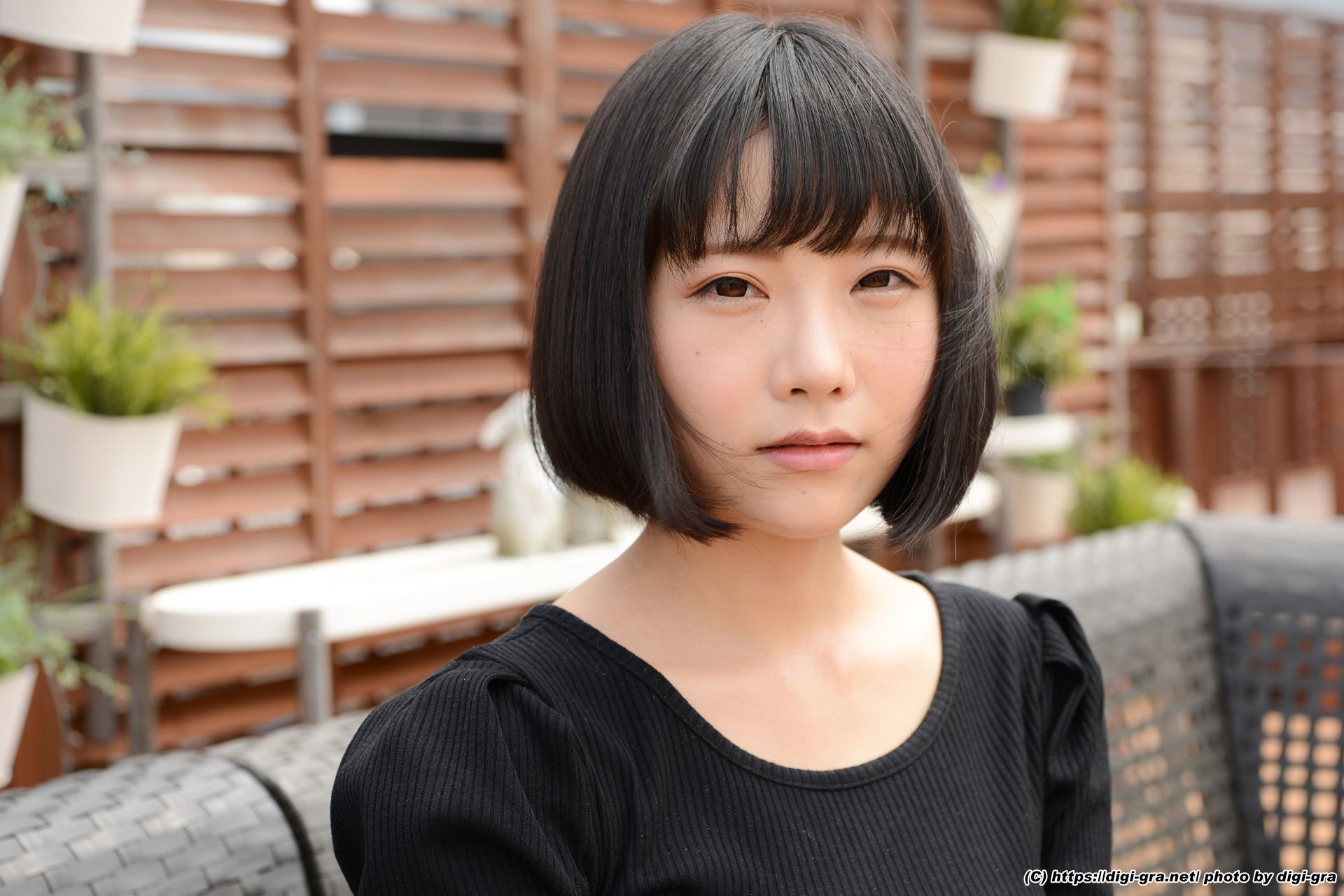 [Digi-Gra] Yui Shirasaka 白坂有以 Photoset 01